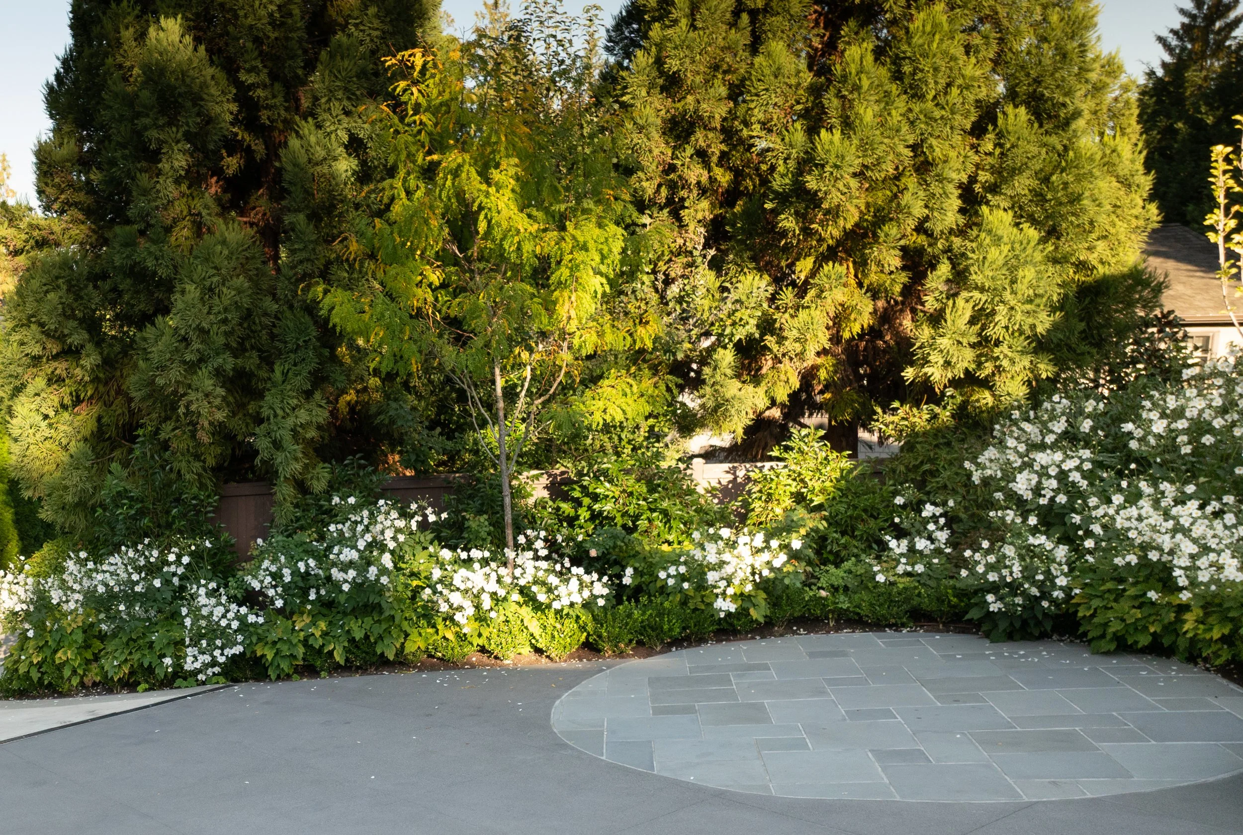 Bluestone detail in autocourt