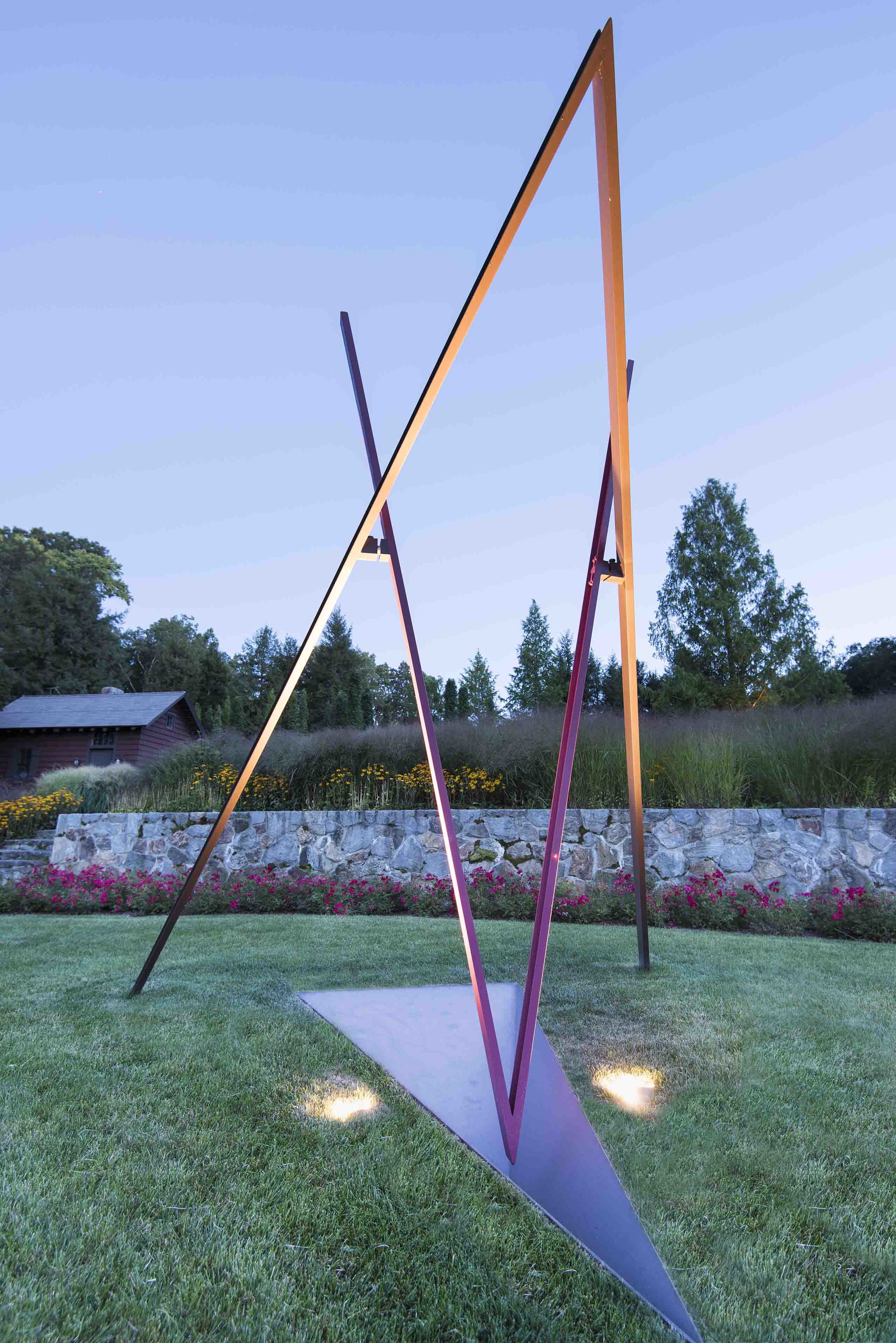 Kinetic V-Sculpture at InSitu in Redding, Connecticut.