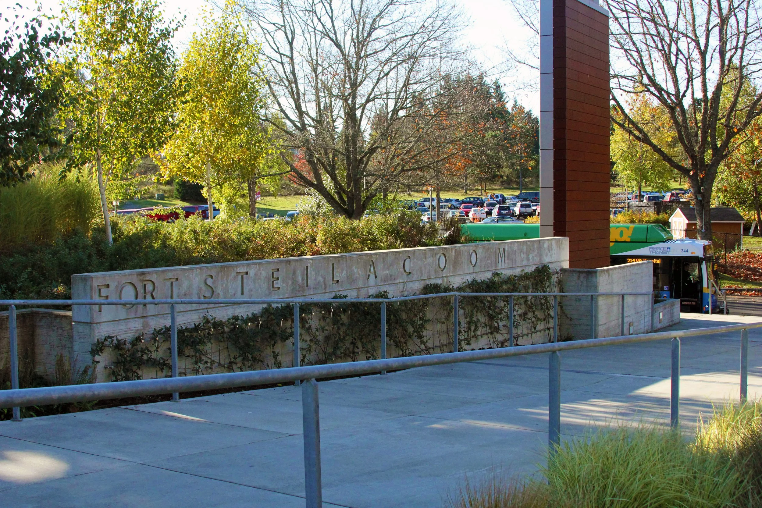 Cascade COR & Rainier Science Buildings