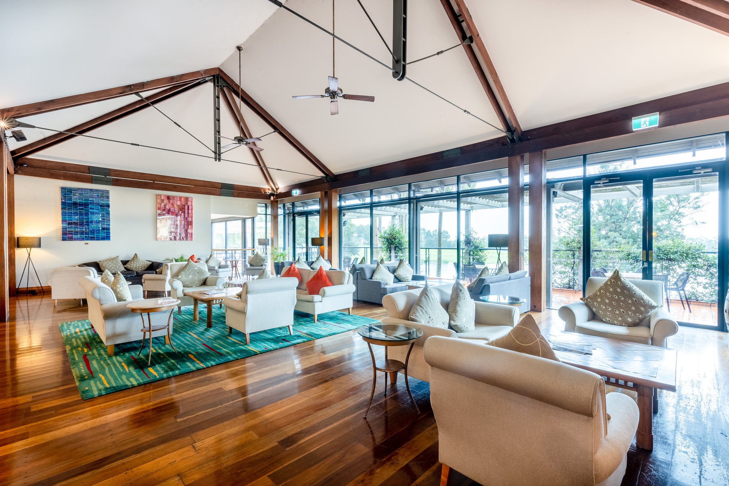 22,000 KM - AROUND AUSTRALIA WITH OAKS HOTELS (Copy)