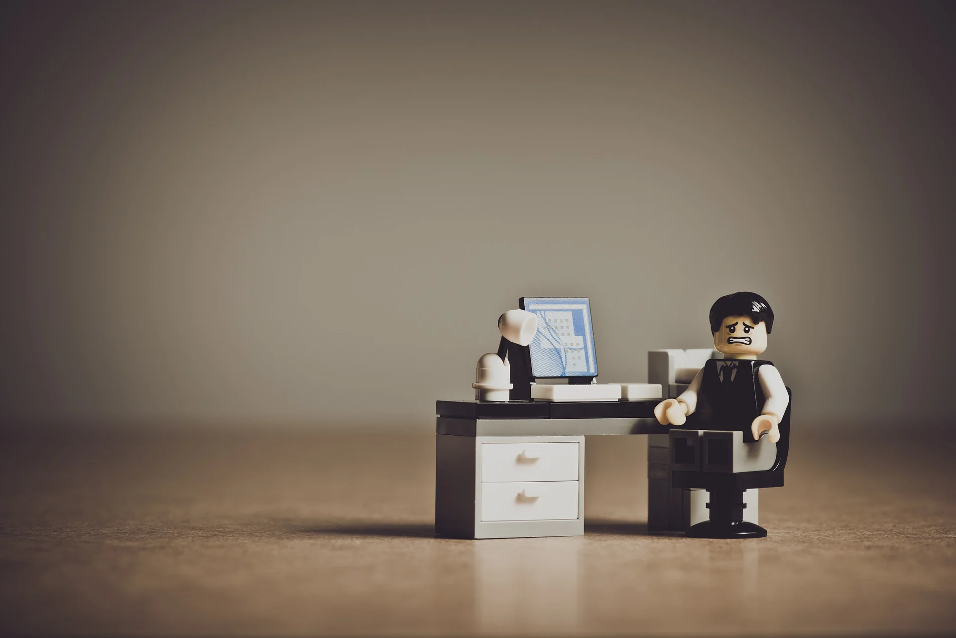 Me - feeling guilty about not blogging. Also me - agonizing at the idea of writing a post.