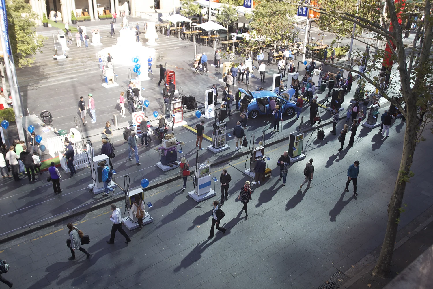 Nissan Leaf Bowser Exhibition by James Dive