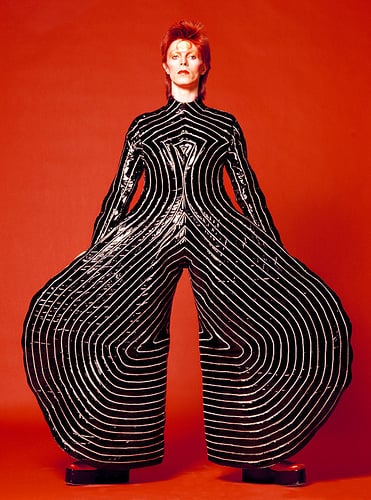 V&A on X: ⚡ As seen on David Bowie⚡ Japanese designer Kansai Yamamoto  designed this iconic striped black vinyl Bowie piece for Bowie's  era-defining 1973 Aladdin Sane tour.  / X