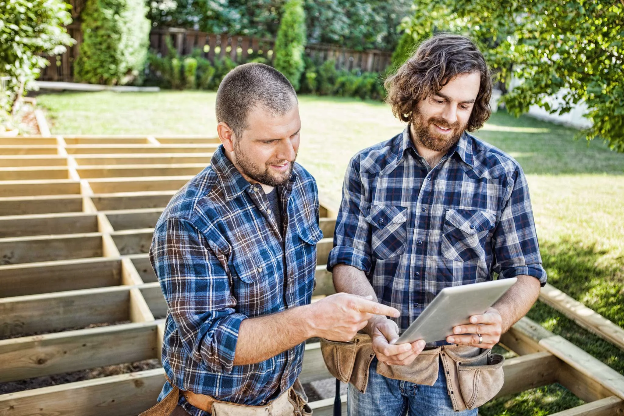two-tradies-ipad-b0b4c0c854f6c61119e15b1130387767.jpg