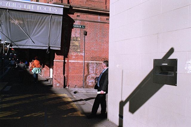 Parker Lane, Sydney

#35mm #film #photography #street #analoguephotography #kurteckardt #sydney #shadow