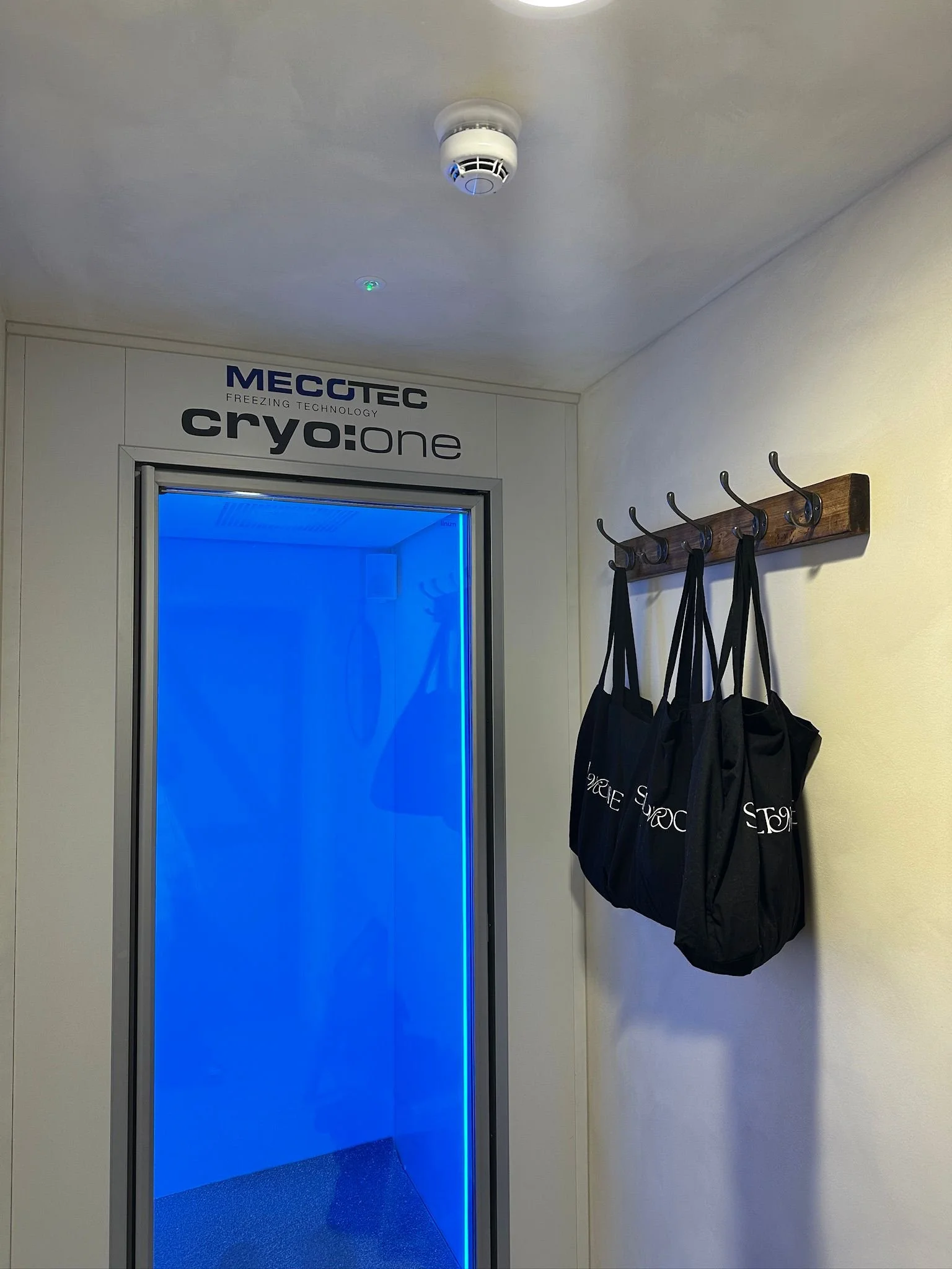 WhatsApp Image 2025-12-03 at 09.18.44 (1).jpeg