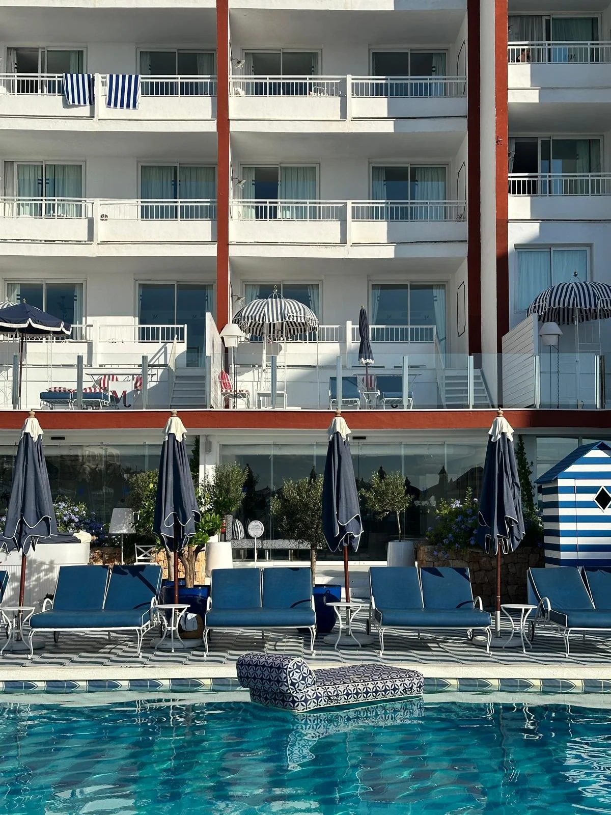 WhatsApp Image 2025-12-03 at 09.32.34 (1).jpeg