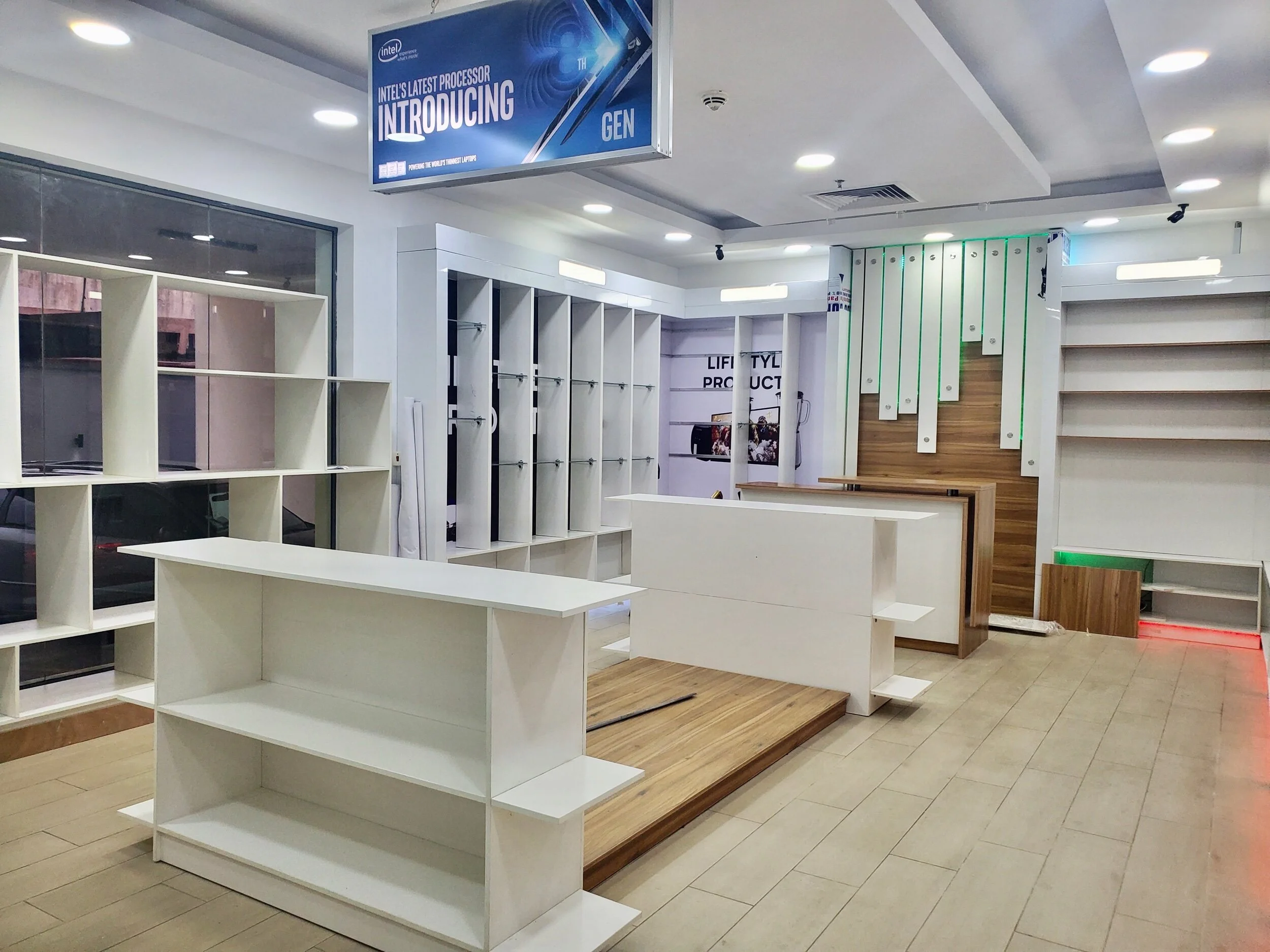 8CB0ACD9-BB2D-45E2-B1C2-501E03F84C86