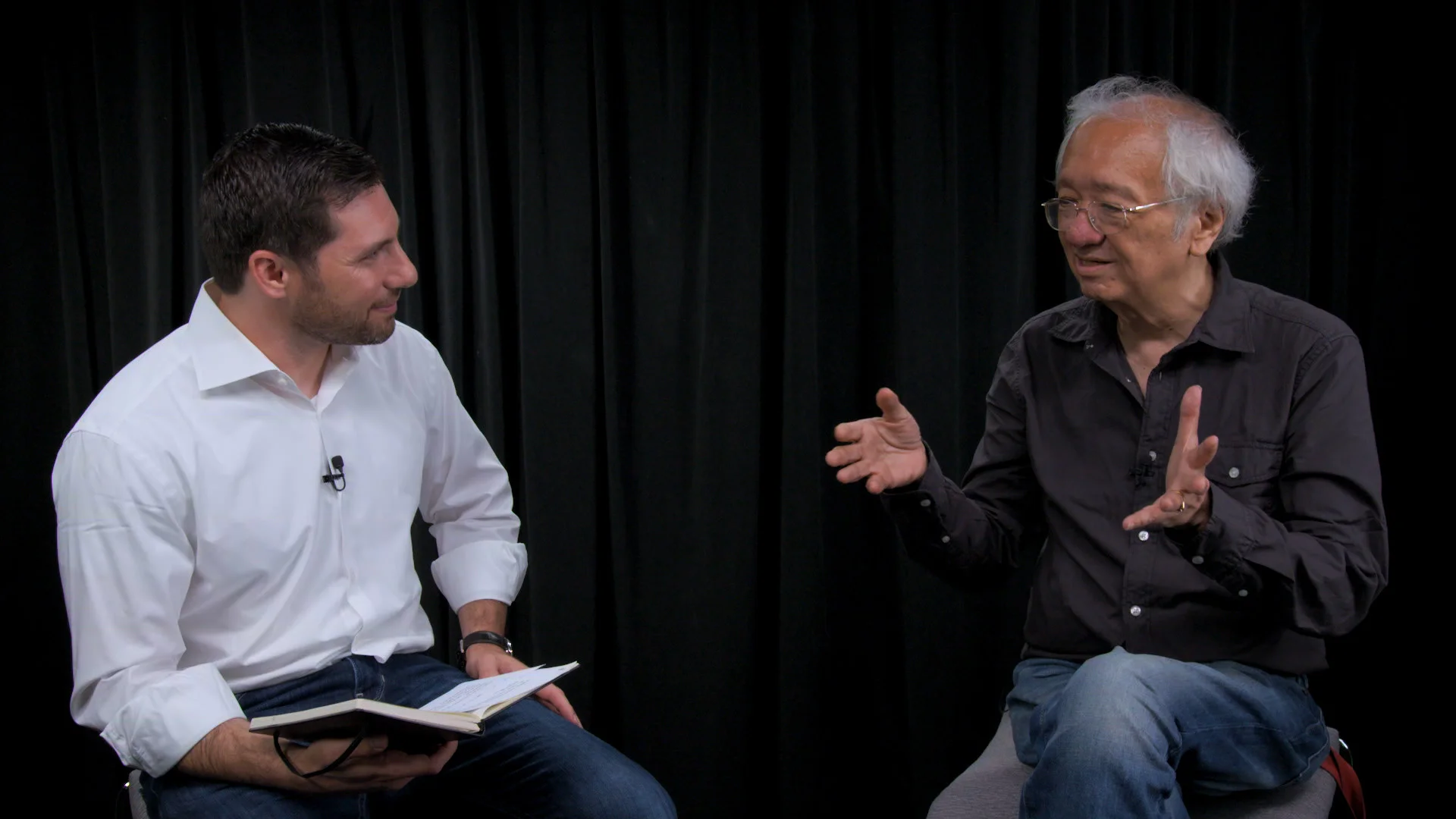Brett Wallace and John Yau in conversation. 2015 at the Empire State Building, New York. Photo credit: Dan Mills