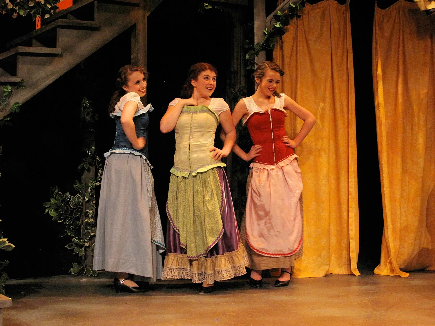 4-silly-girls.jpg
