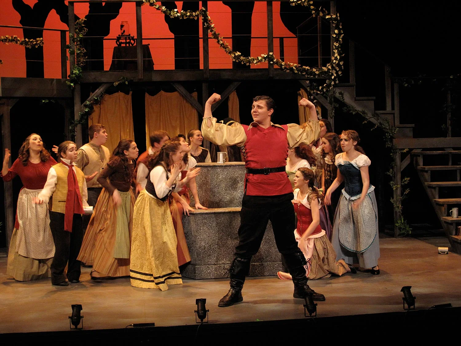 5-gaston-and-crowd.jpg