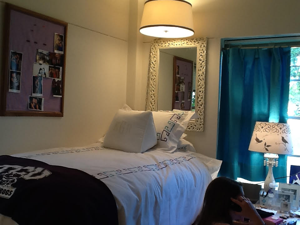 Kay S Student Dorm Rooms And Apartment Interior Designing