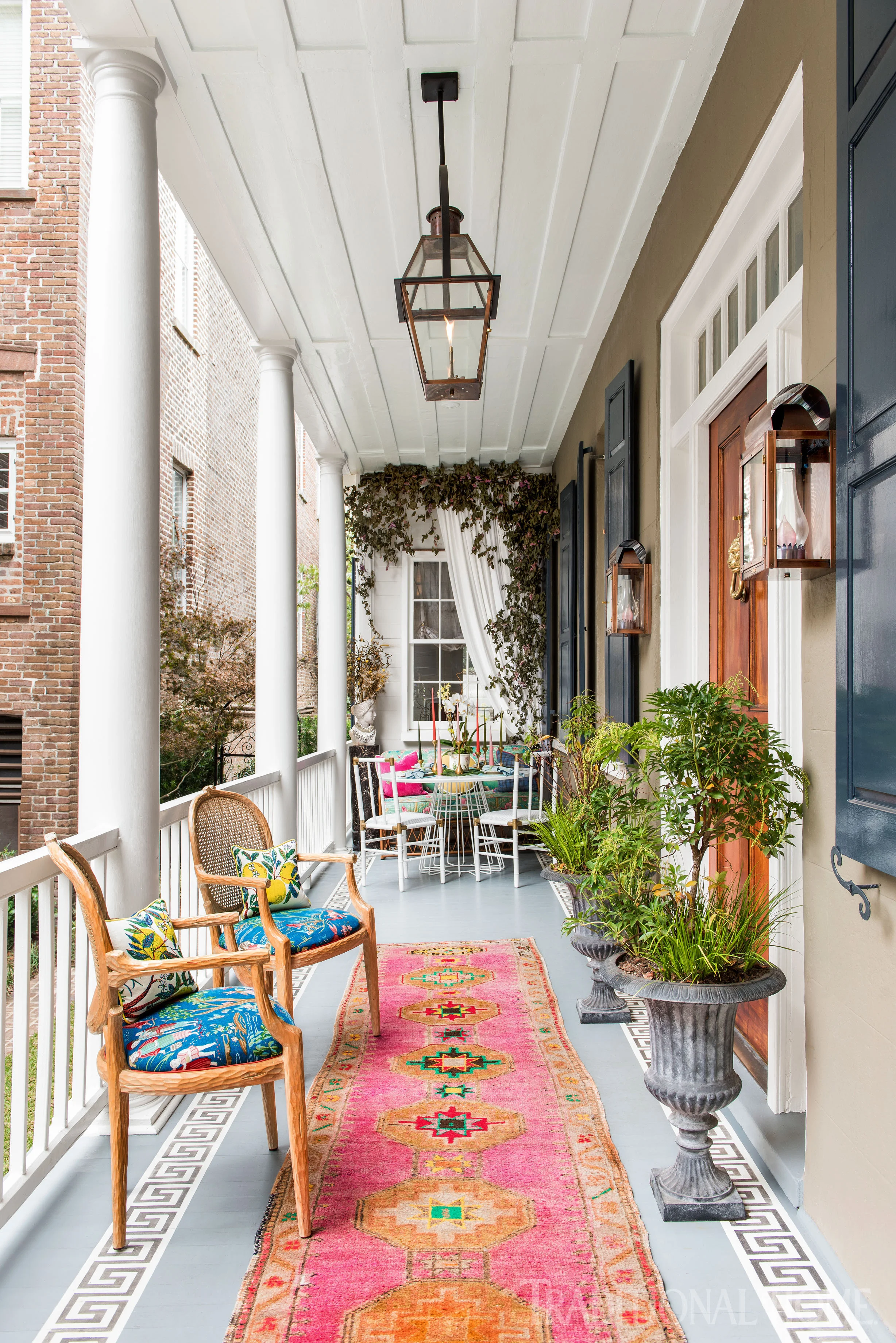 porch_0.jpg