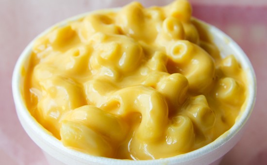 Eli'sBBQ_MacaroniAndCheese_550x440.jpg