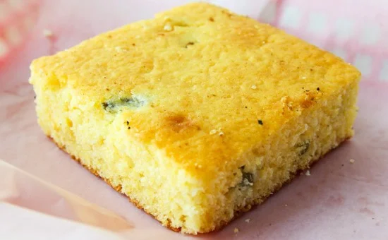 Eli'sBBQ_Jalepen¦âoCornbread_550x440.jpg