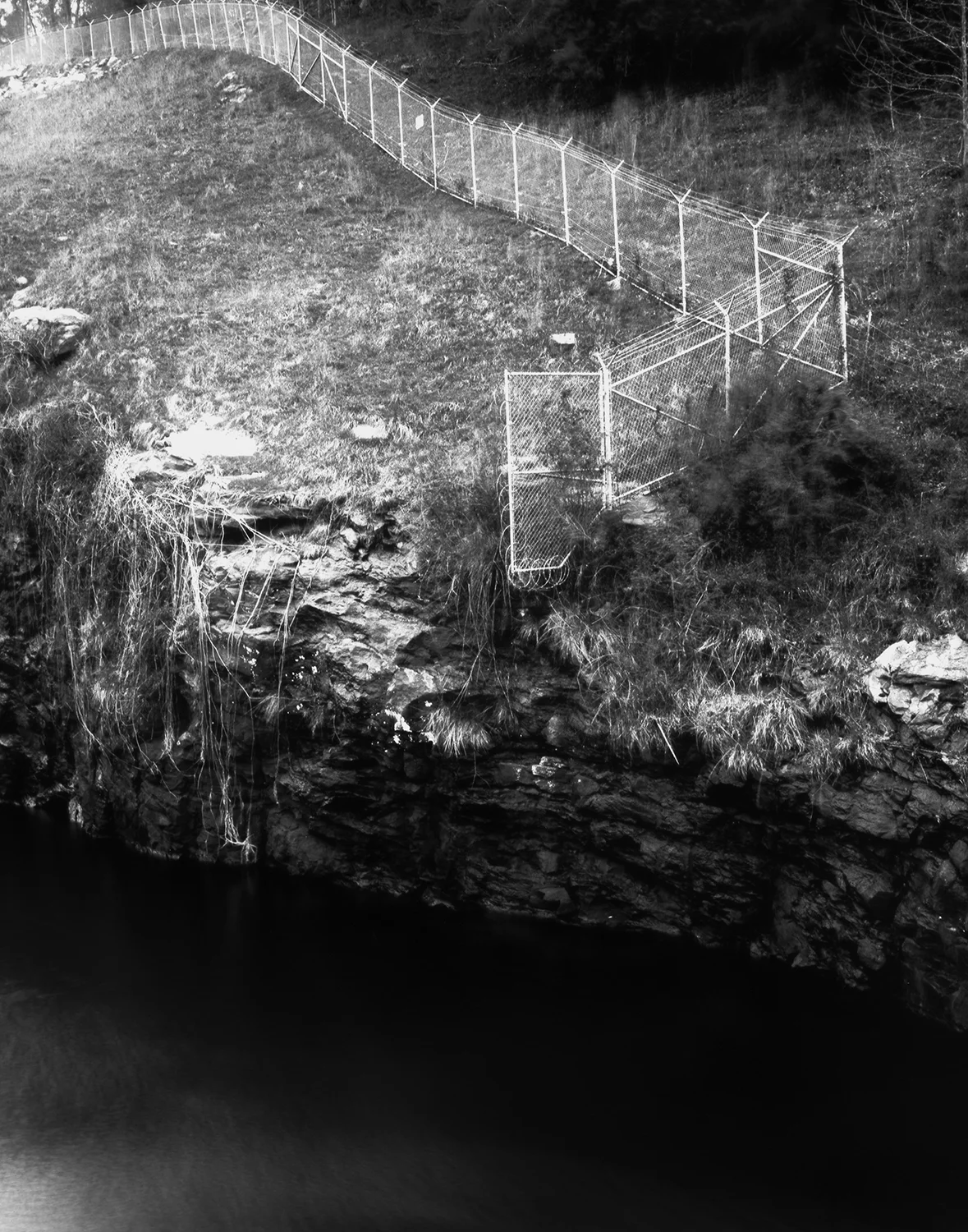 OLGA SIDILKOVSKAYA, UNTITLED FROM AMBIENCE, 2015 , ARCHIVAL PIGMENT PRINT FROM A SILVER GELATIN NEGATIVE SCAN