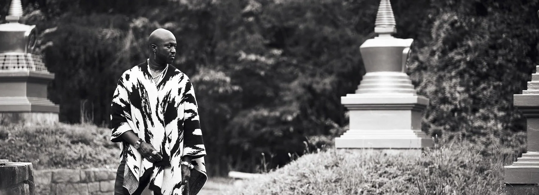 Self Love Through Meditation and Sound: Crystal Bowl Soundbath, Harp, Live Performance