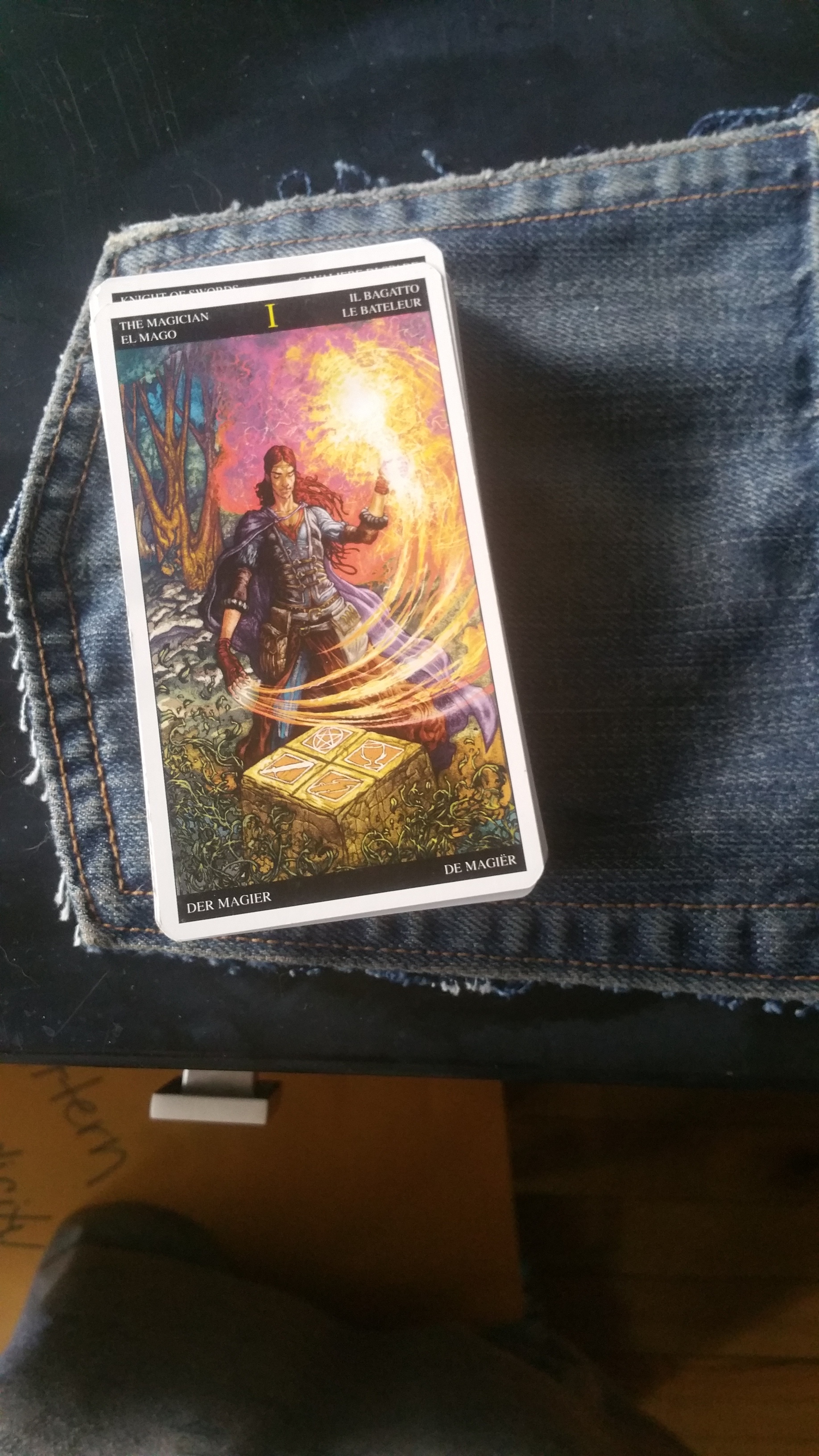 Sample image of a one-card reading, featuring The Magician from the Universal Fantasy Tarot