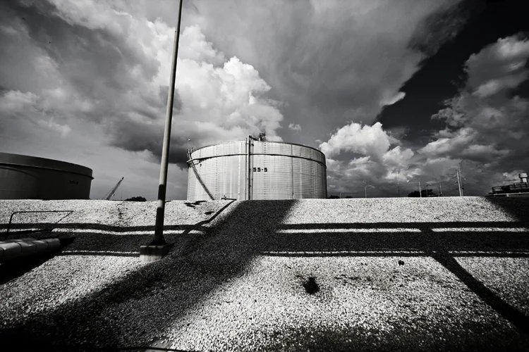 08 tank 2 color copy.jpg