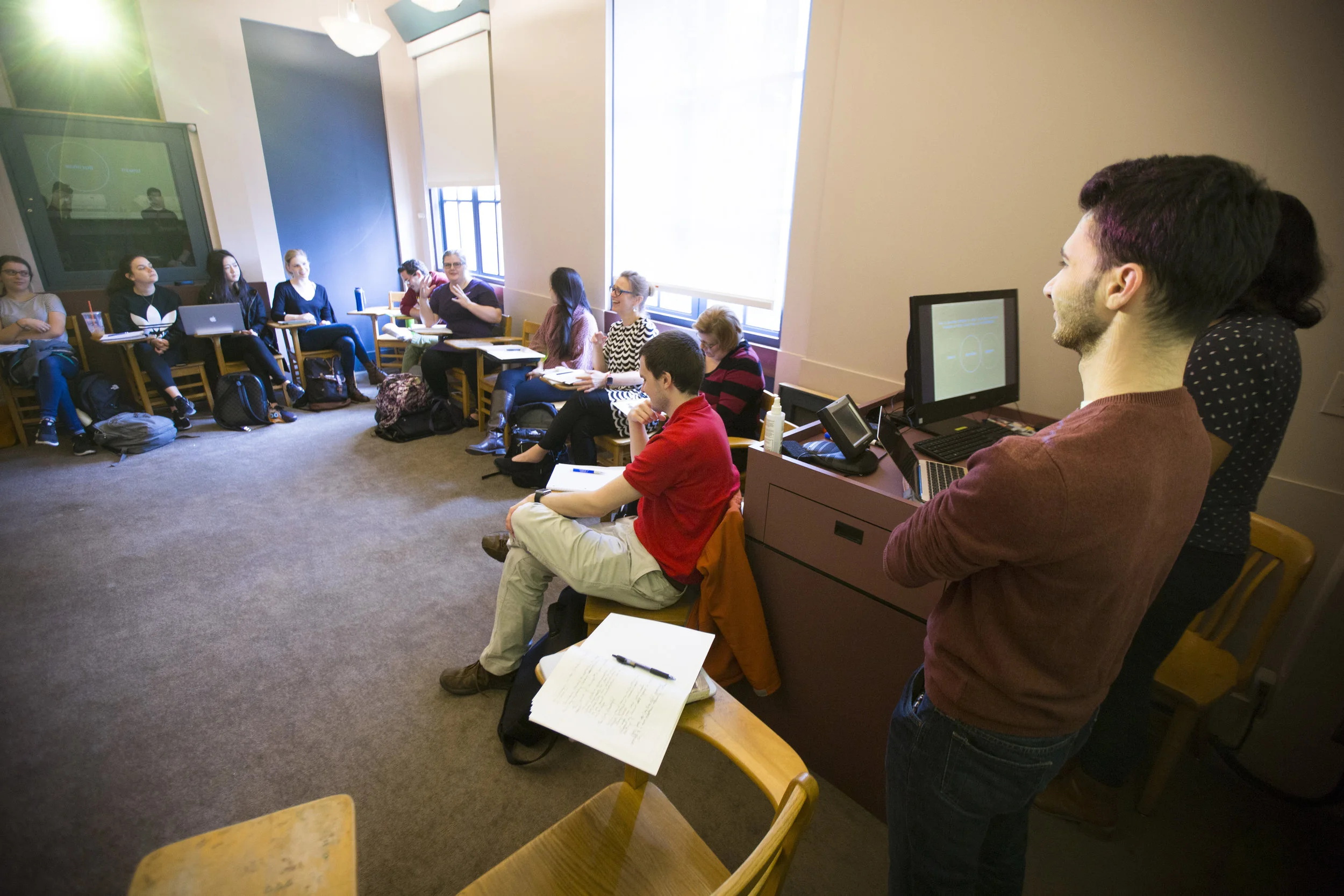 Student discussion leaders get the class talking in The Architect and the City. Emory Photo/Video.