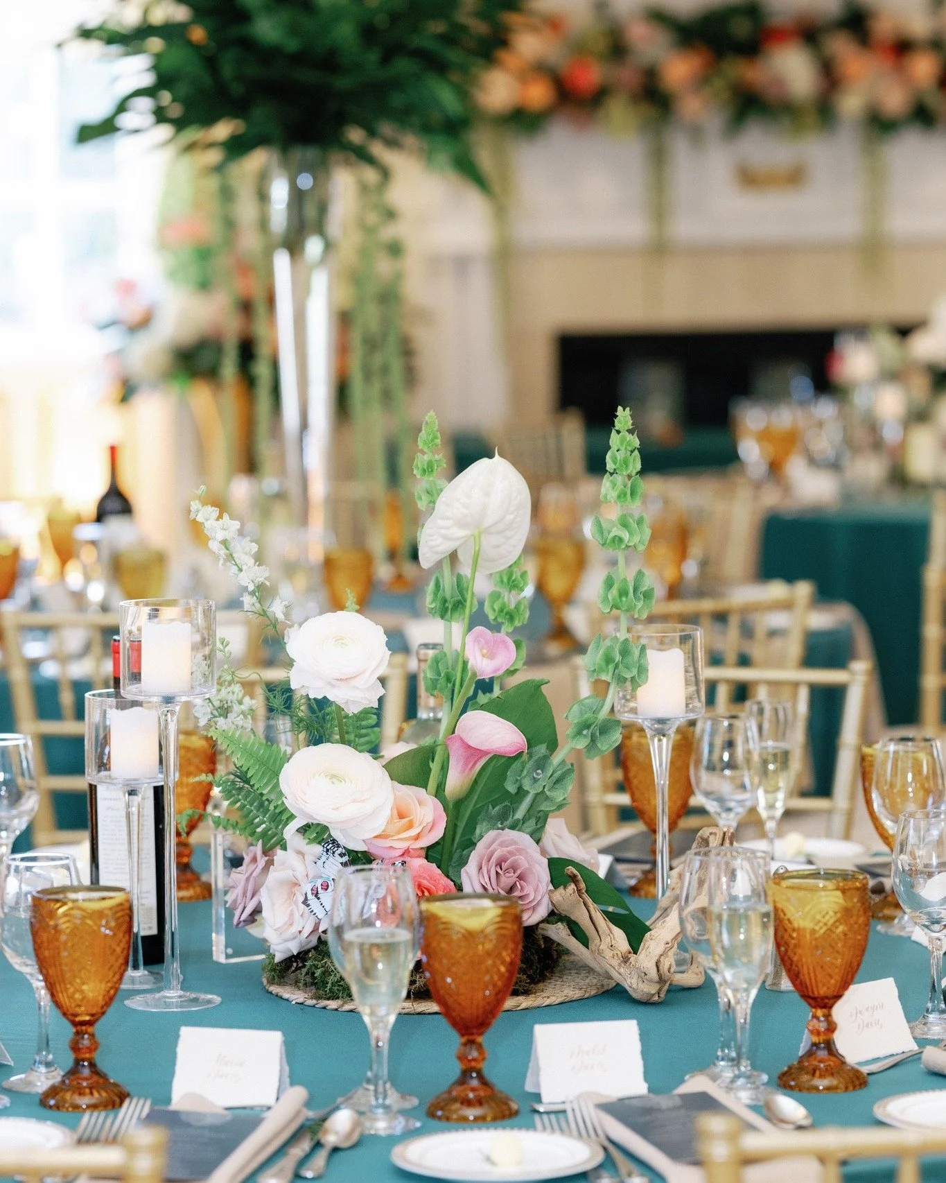 Tropical Lux Wedding Day. CHECK! 

With our neutral wall colors, hard wood floors, and crystal chandeliers, any theme can be accomplished beautifully. No clashing rugs. Just a warm and inviting space for you and your guests to celebrate comfortably. 