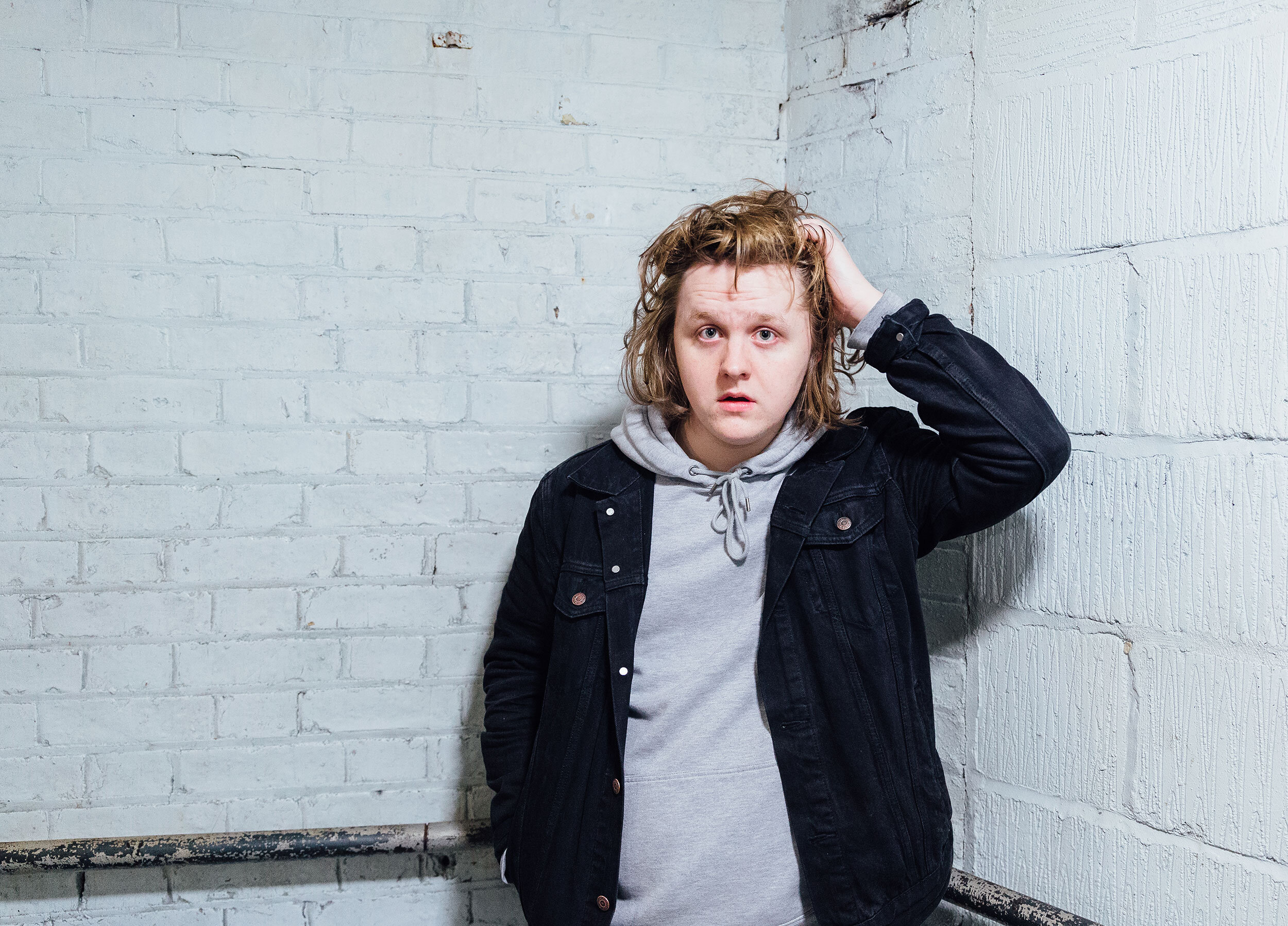 LEWIS CAPALDI