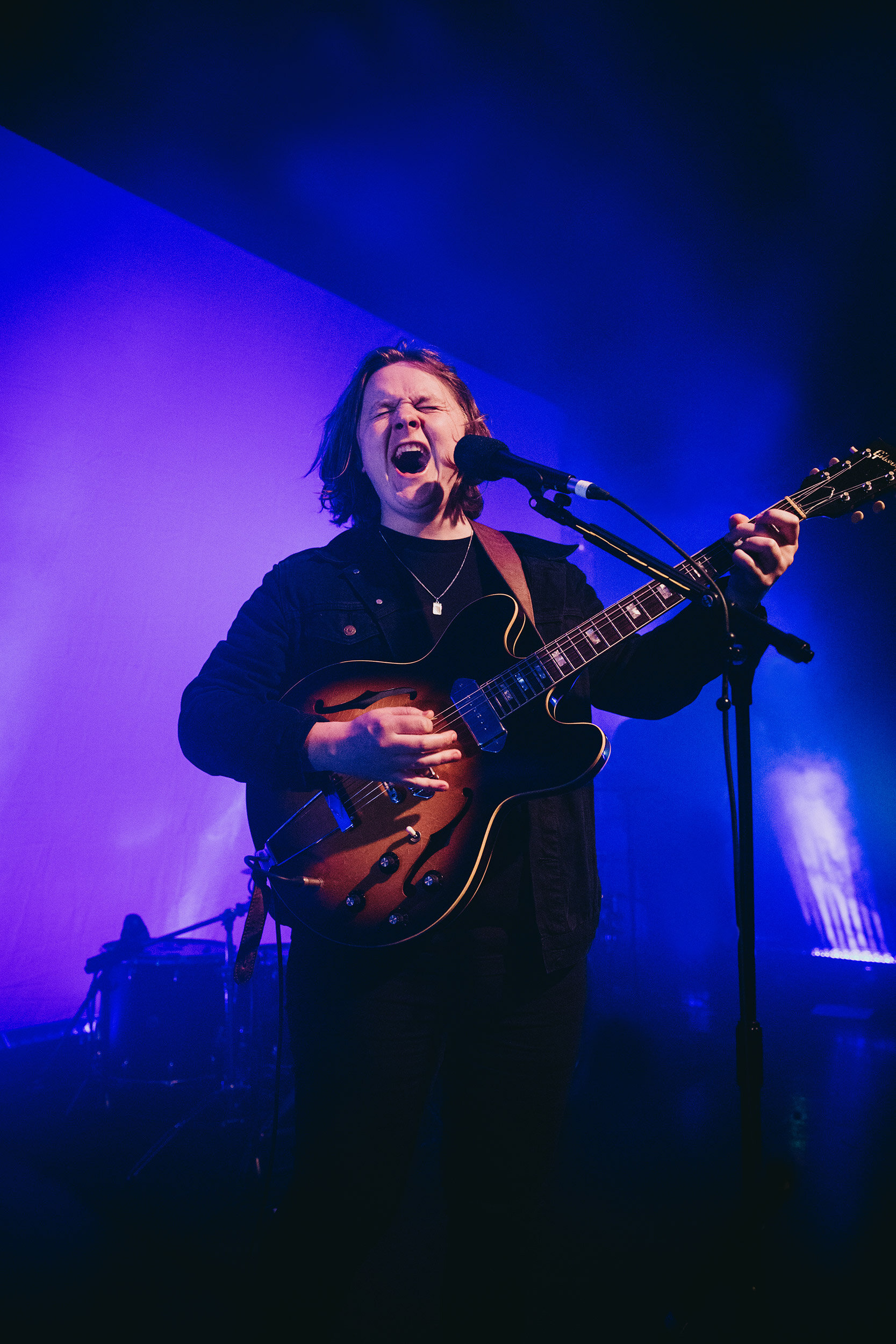 LEWIS CAPALDI