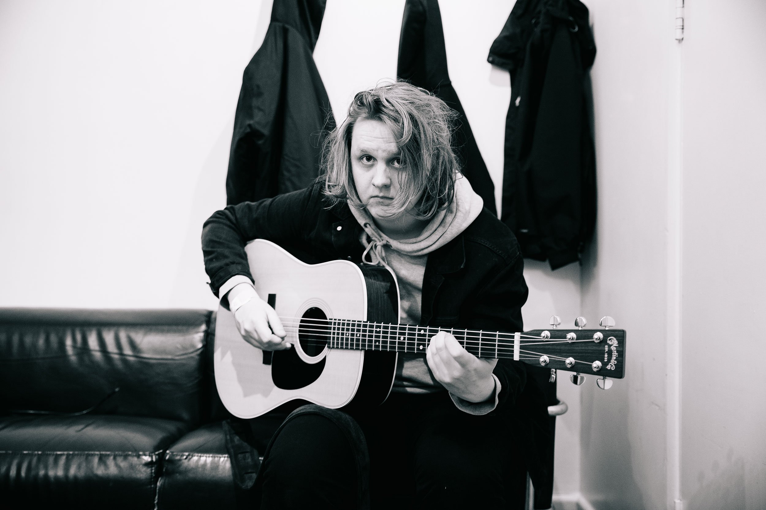 LEWIS CAPALDI