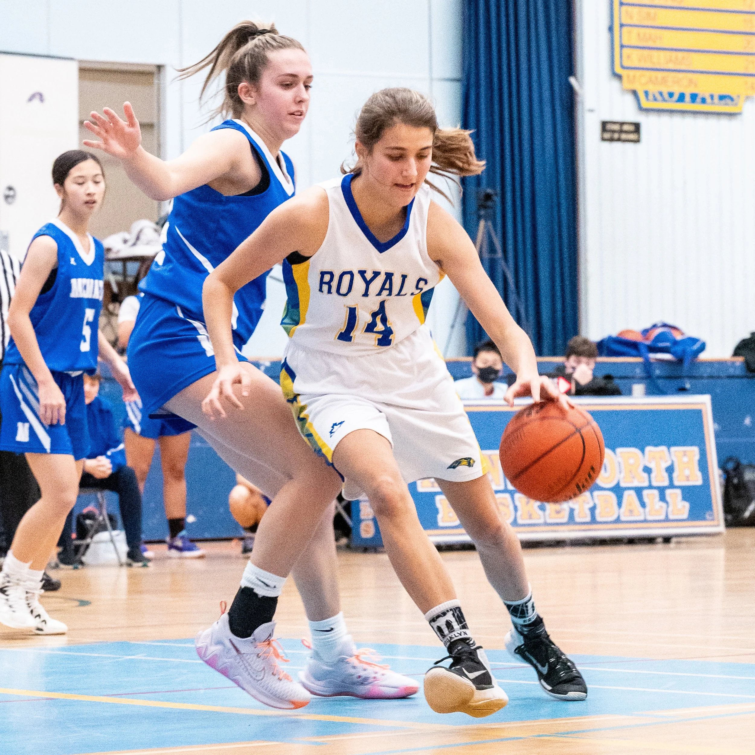 (GIRLS) McMath's size and speed too much for Handsworth in opening round