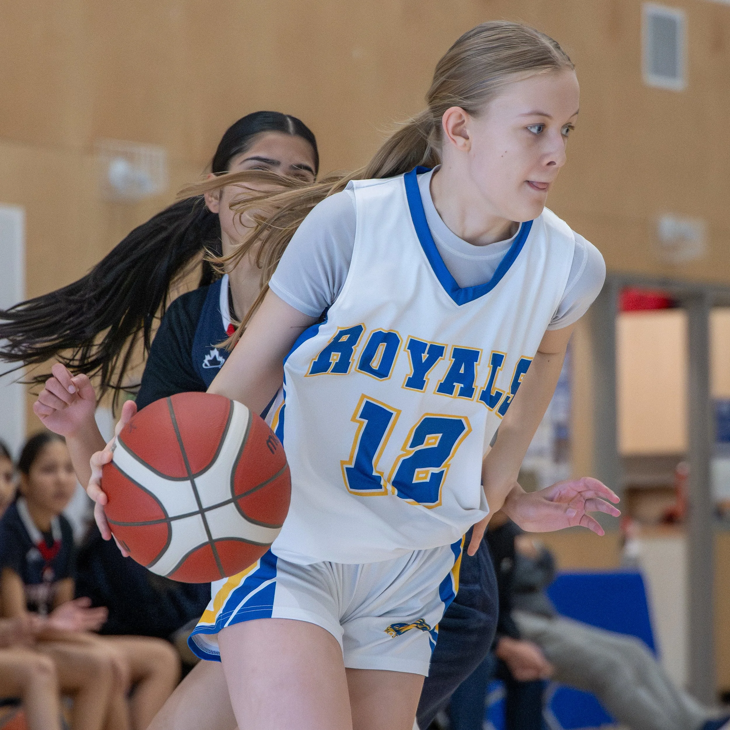 Royals Hold Their Ground as Jokers’ Late Surge Falls Short