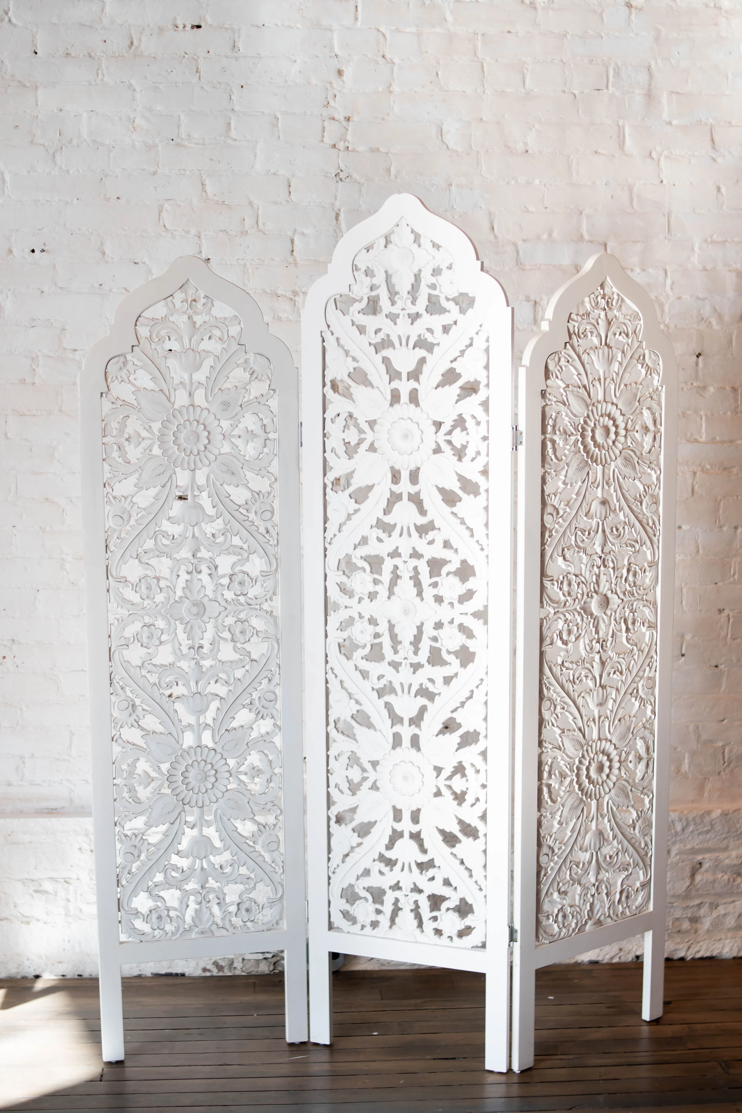 WHITE MOROCCAN SCREEN $60