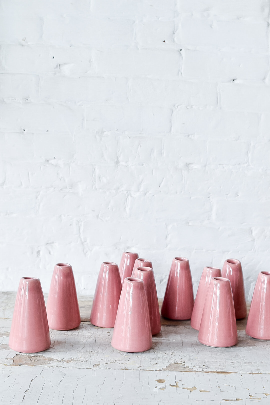 PINK POTTERY BUD VASES $3