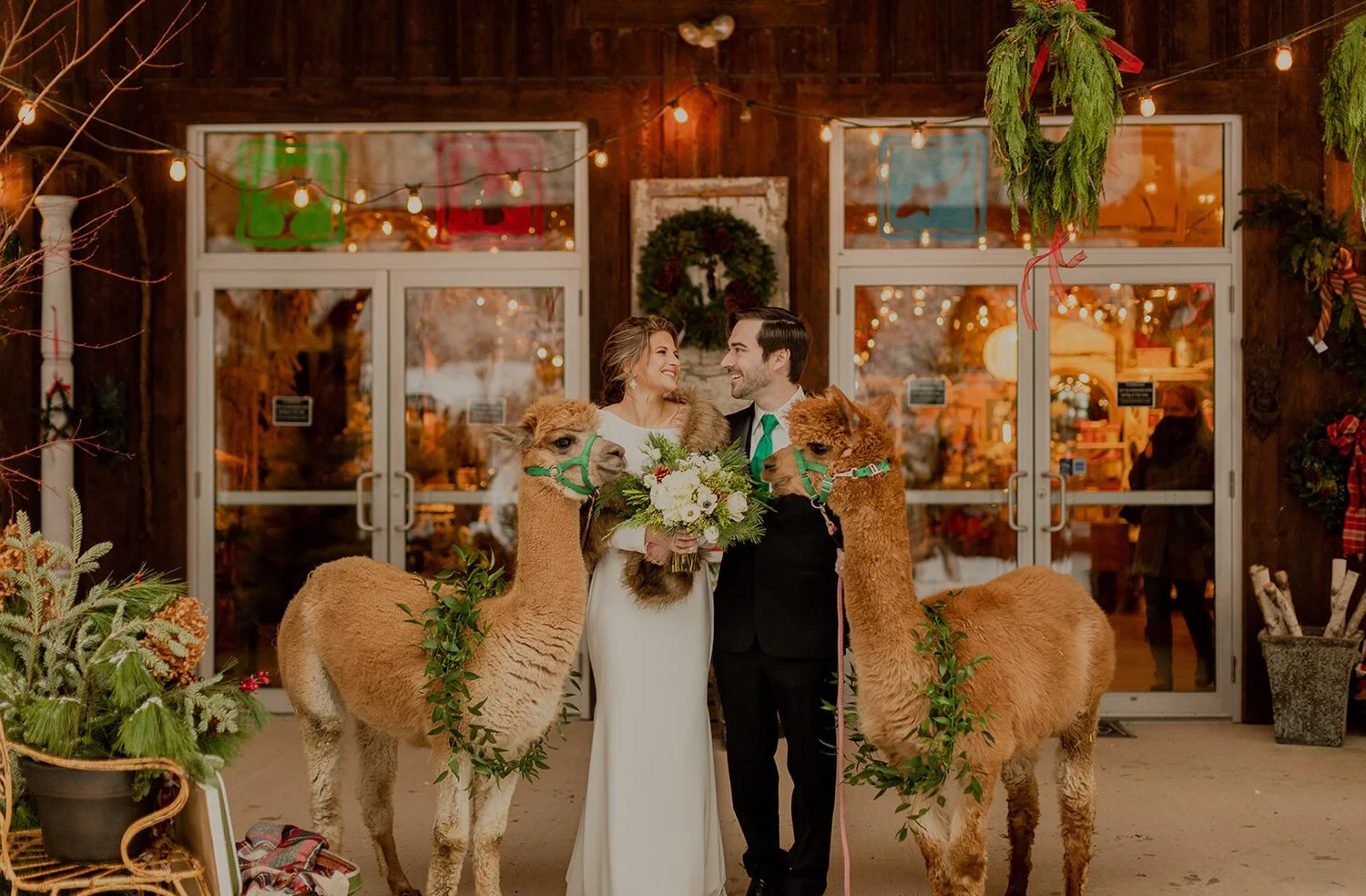 CREEKSIDE GARDEN WINTER WEDDING