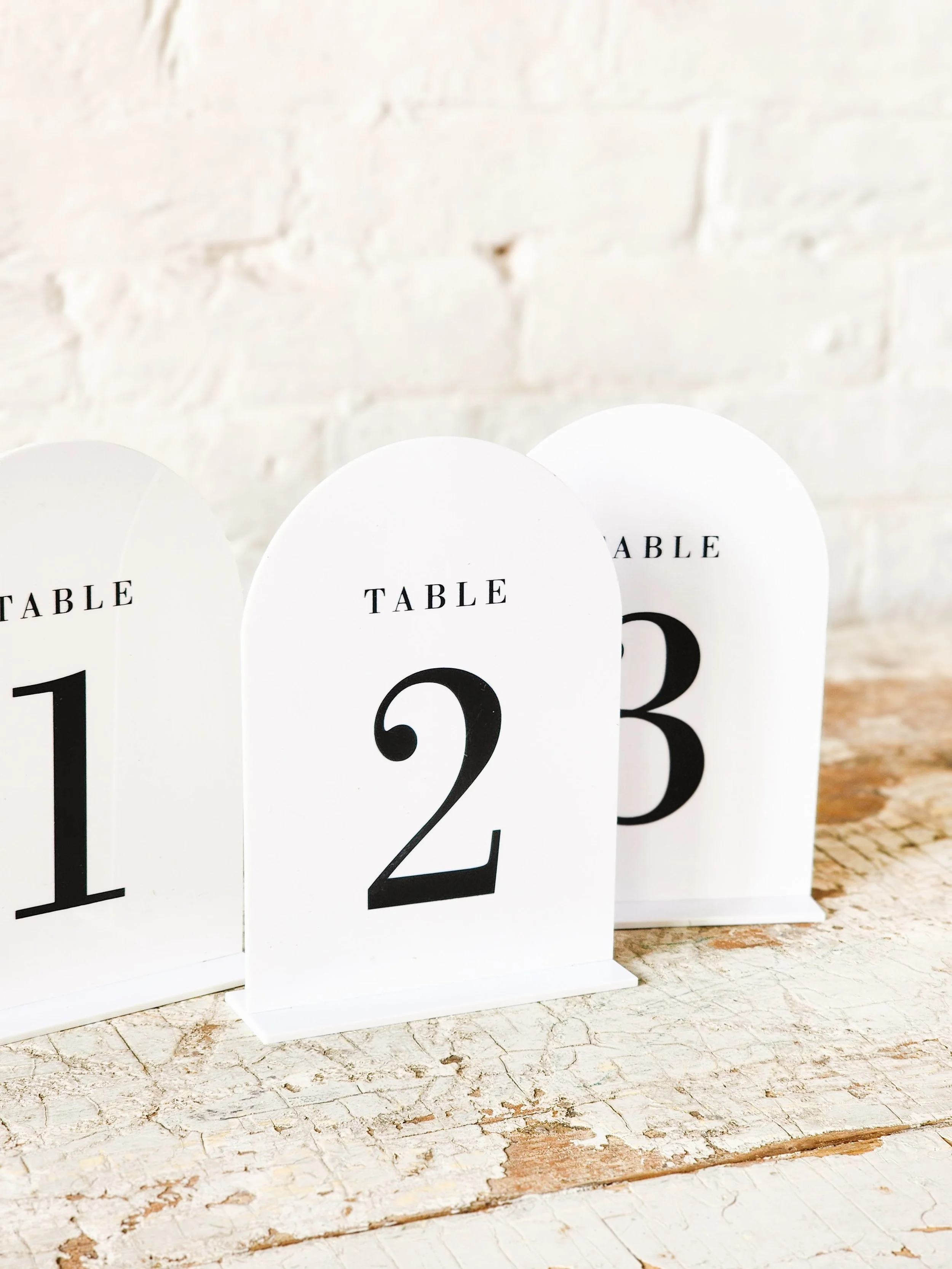 WHITE MODERN TABLE NUMBERS $4.50