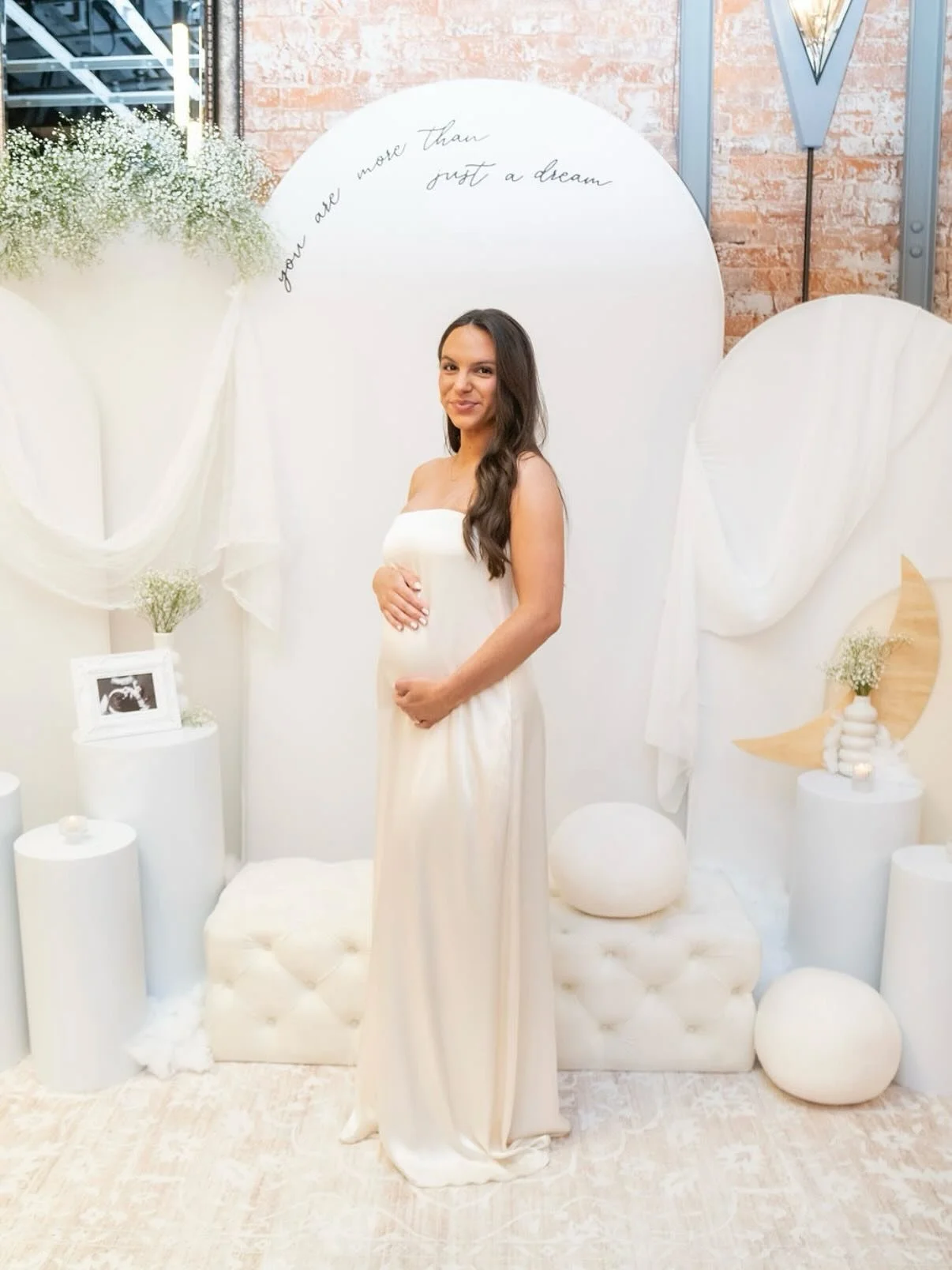 thee SWEETest baby shower for BABY SWEETMAN☁️✨🫶🏼
-
Mom-to-be Abbey, had the dreamiest vision to celebrate their dream come true 🌙 the cotton candy clouds and faux clouds we hung from the ceiling 🥹🫶🏼
-
Congrats to the Sweetmans on their addition