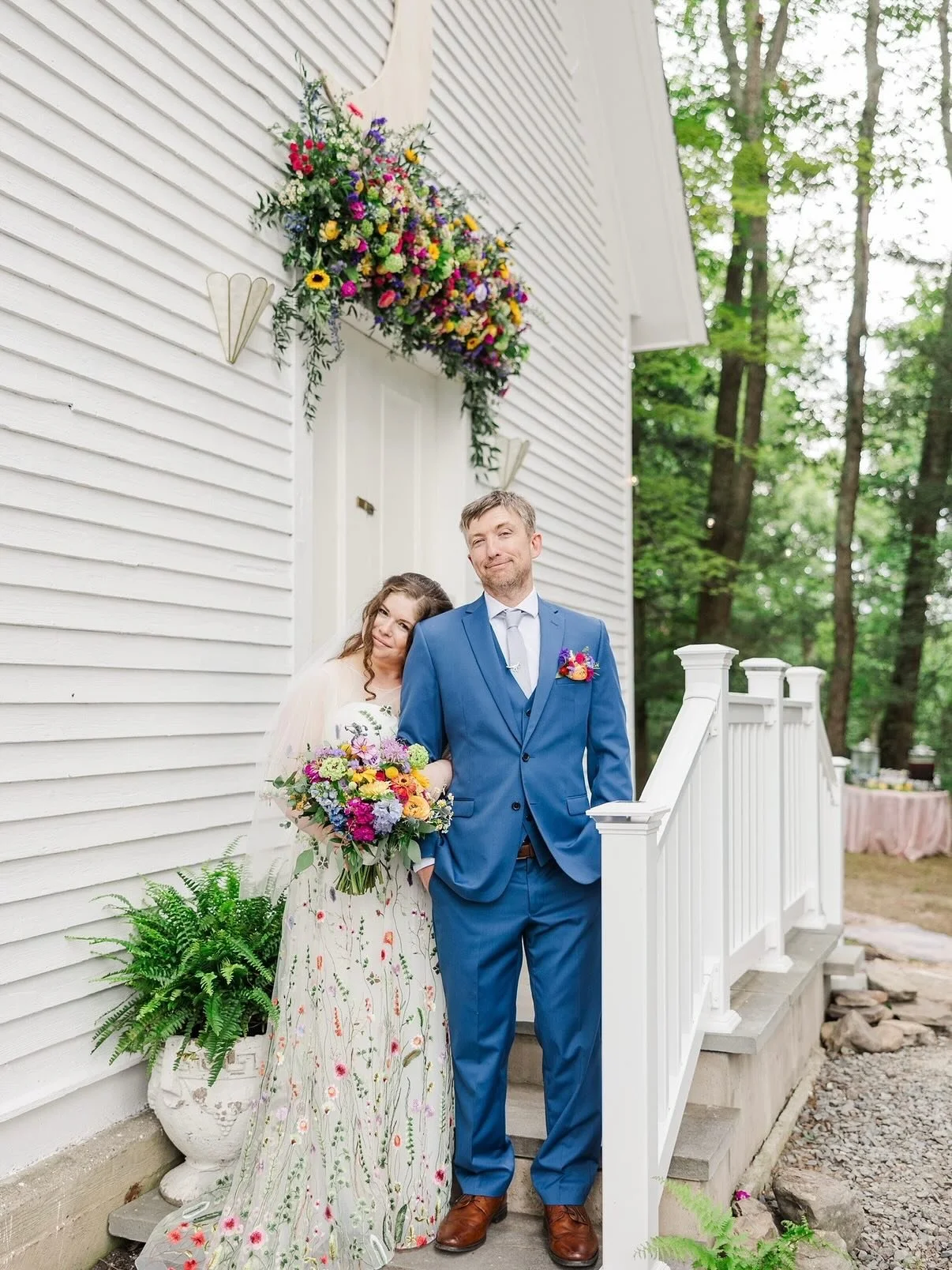JASON + SYDNEY at @chippy.chapel ! 
-
that elevated backyard wedding feel ✨🌙 weddings are about the feeling, not the production. our simple + little chippy chapel in the woods, where the love, passion, and playfulness is never lacking 🫶🏼
-
Vendor 