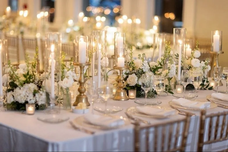 Candlelight moments, timeless tables, and an unforgettable evening celebrating the bride and groom, Marena &amp; Colby🤍🕯️
&bull;
Our Friendors🥂
Florals @monzies_floral 
Venue @constantinoscatering 
Photography @leahdanielsphotography