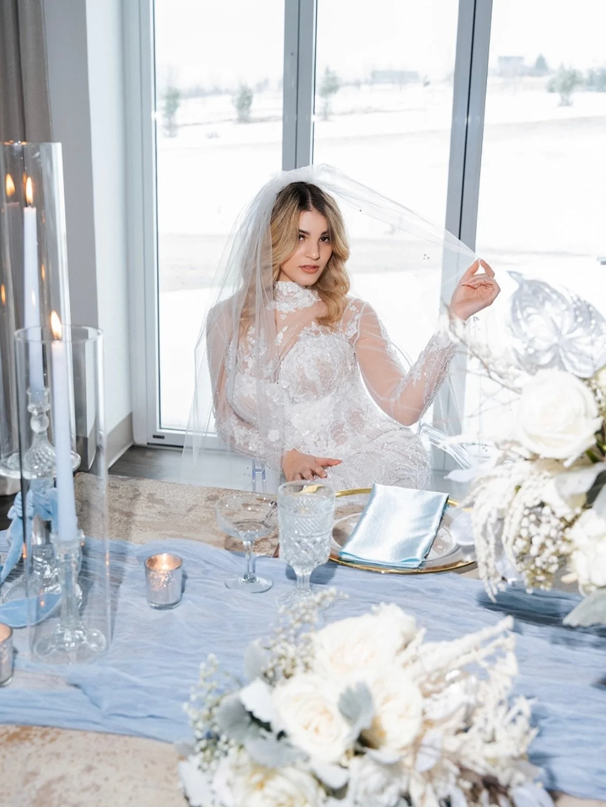 A frozen fairytale brought to life with the most amazing vendors🤍❄️
We had the best day at this styled shoot at Mountain Pearl. Surrounded by the sweetest, most talented group of women. So grateful for days like this filled with creativity, laughter
