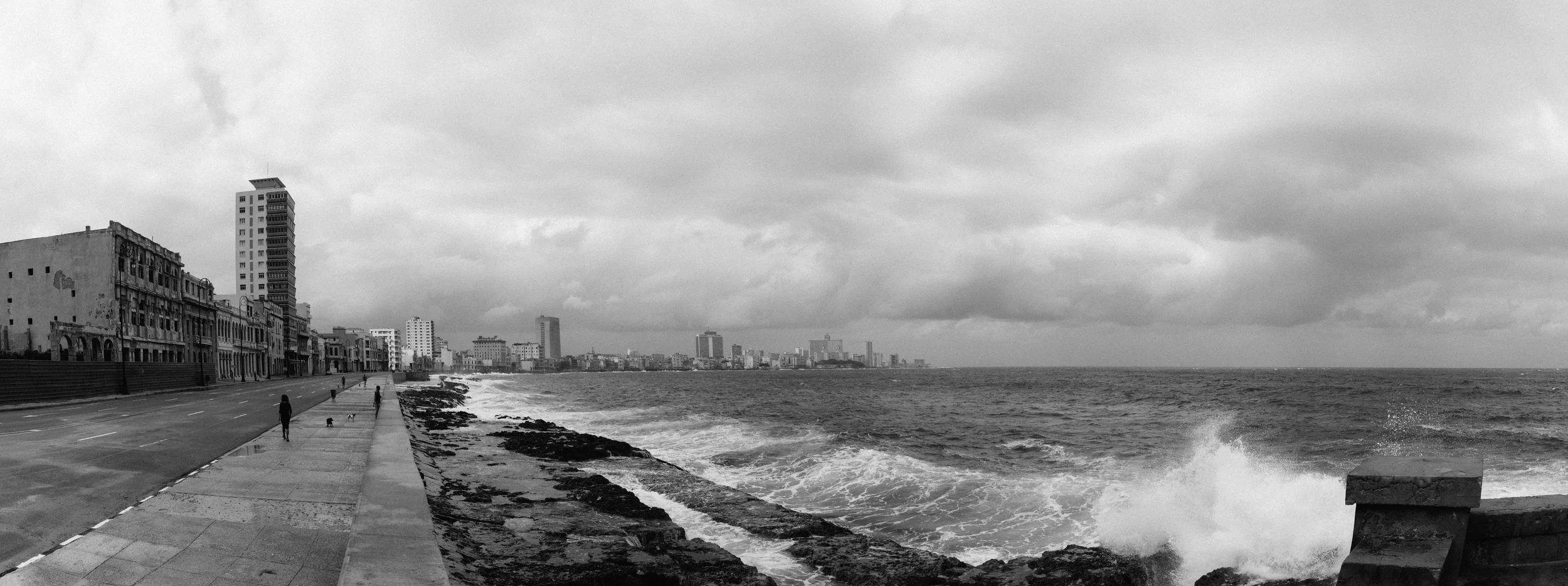 malecon copy 2.jpg
