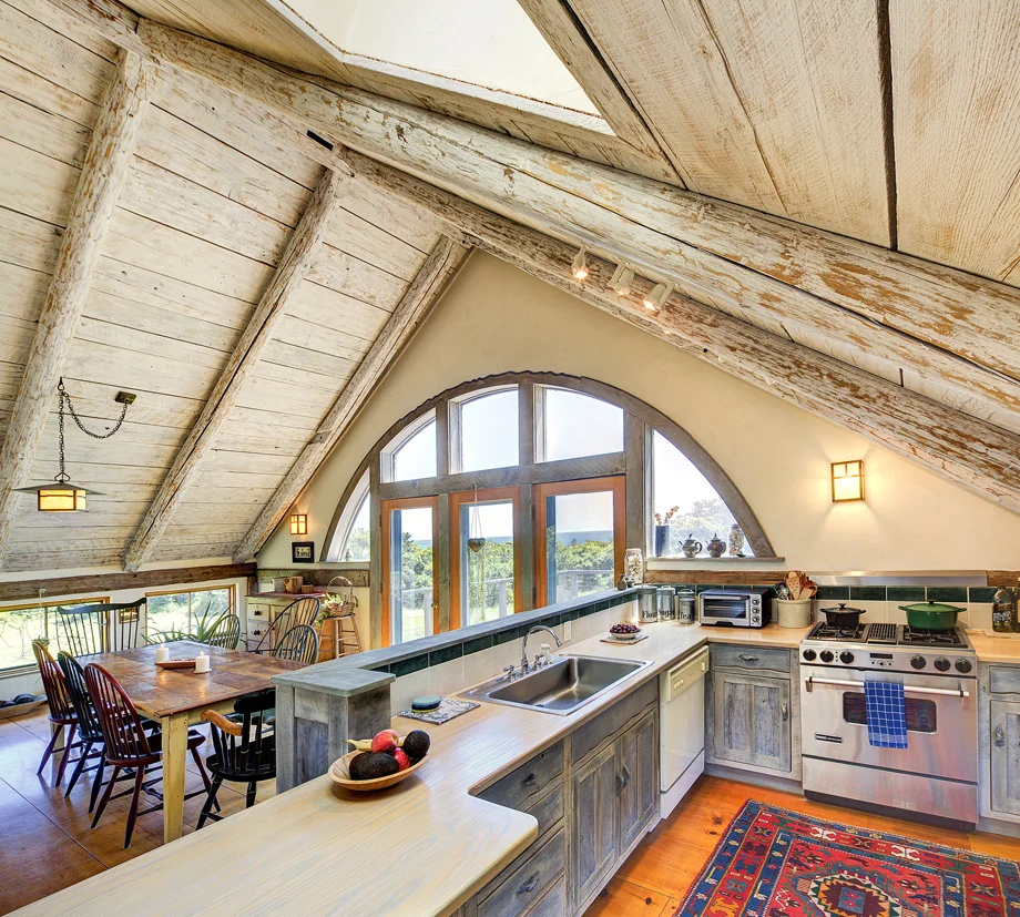 kitchen 1.jpg