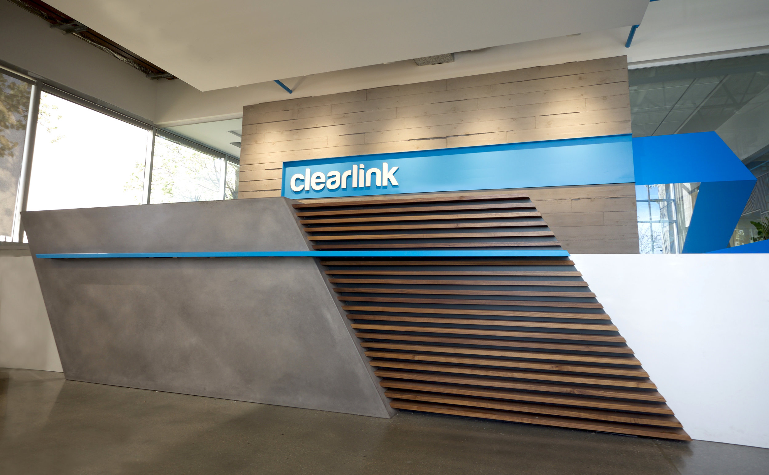 CLEARLINK - ORGANICRETE CONCRETE BOARD FORM WALL 