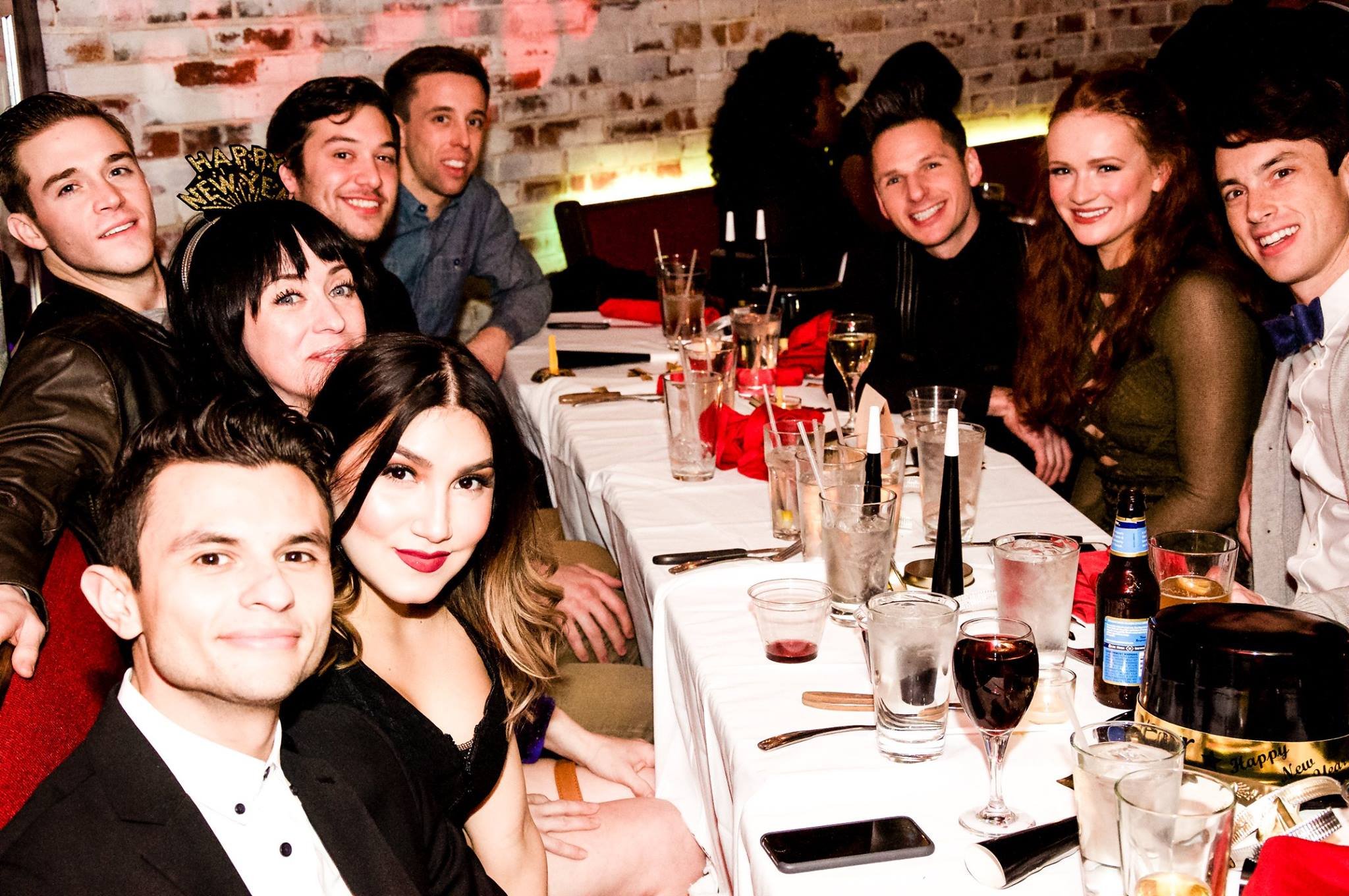 wicked cast at tabel.jpg
