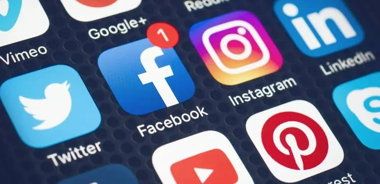 Social Media.jpg