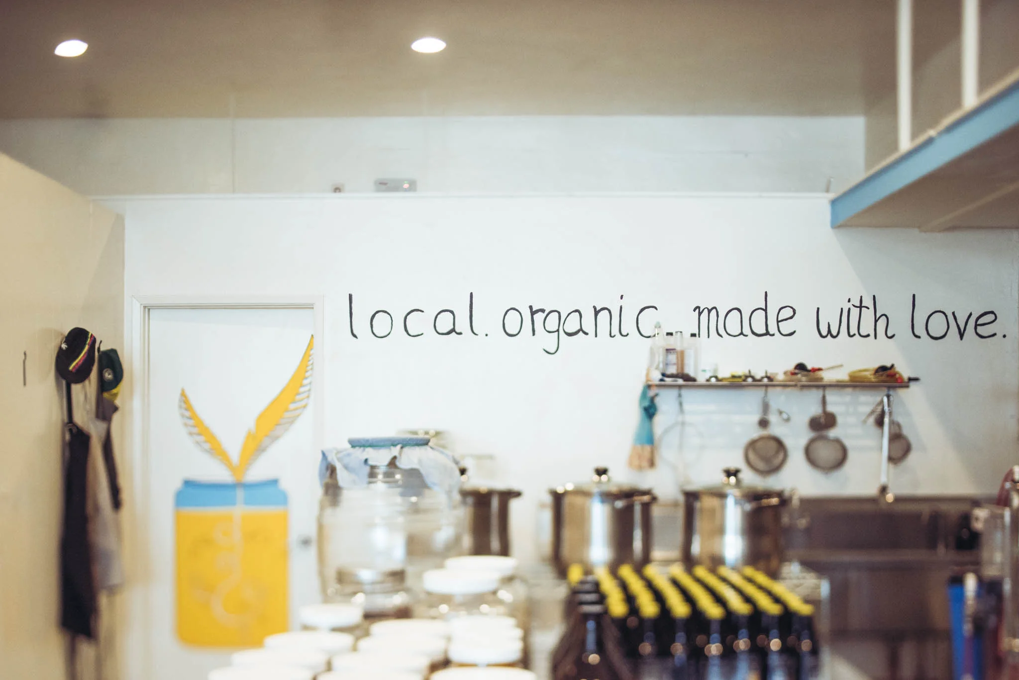 ©The Ryans Photography - Los Angeles Small Business Lifestyle - Fine Feather's Kombucha-2.jpg