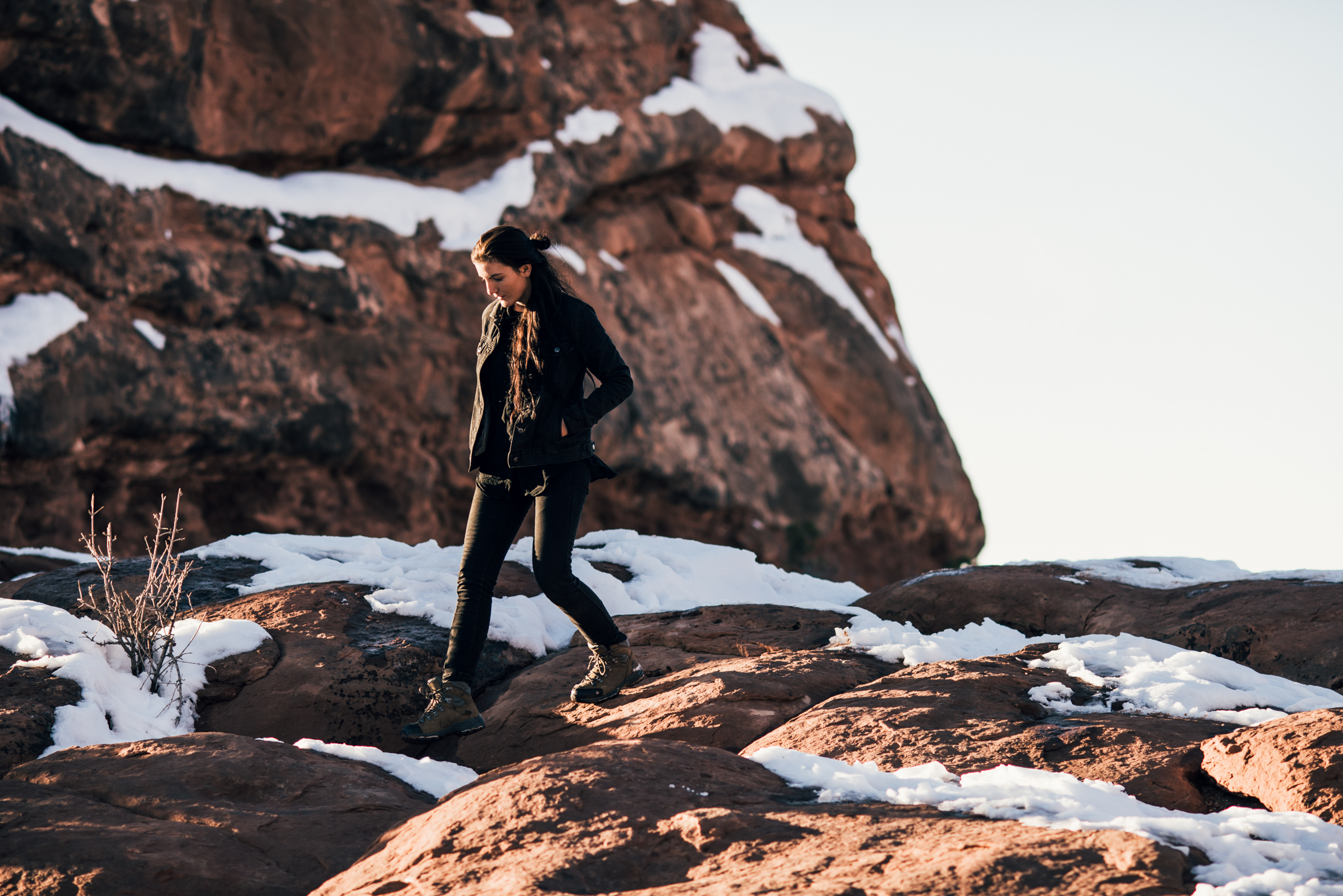 Isaiah-&-Taylor-Photography---White-Sand-Dunes-12.jpg