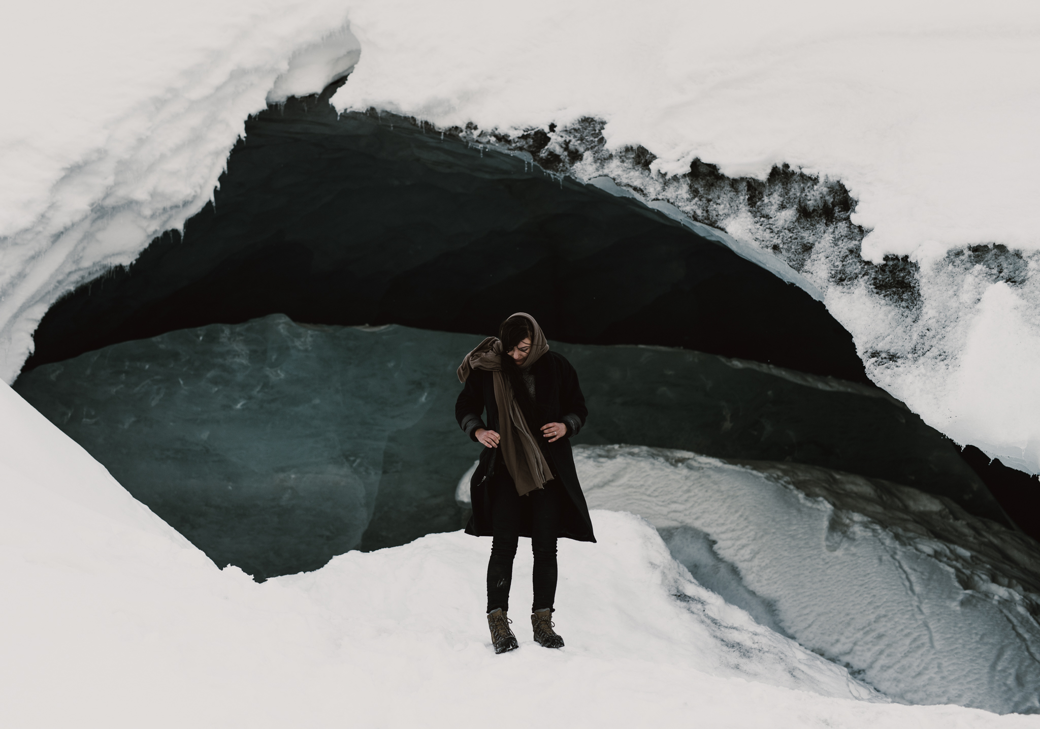 ©The-Ryans-Photo---Athabasca-Glacier,-Ice-Cave-030.jpg