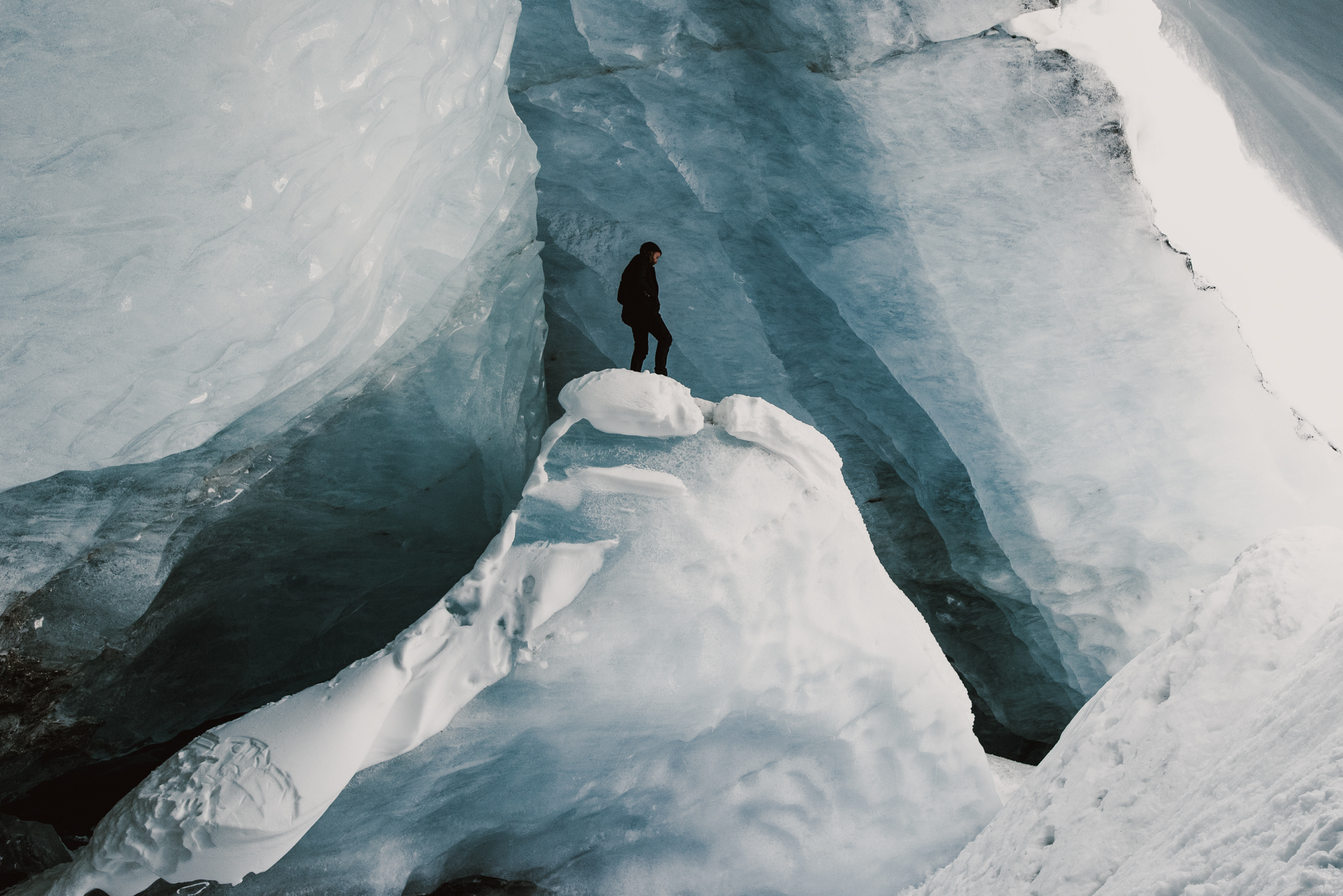 ©The-Ryans-Photo---Athabasca-Glacier,-Ice-Cave-037.jpg