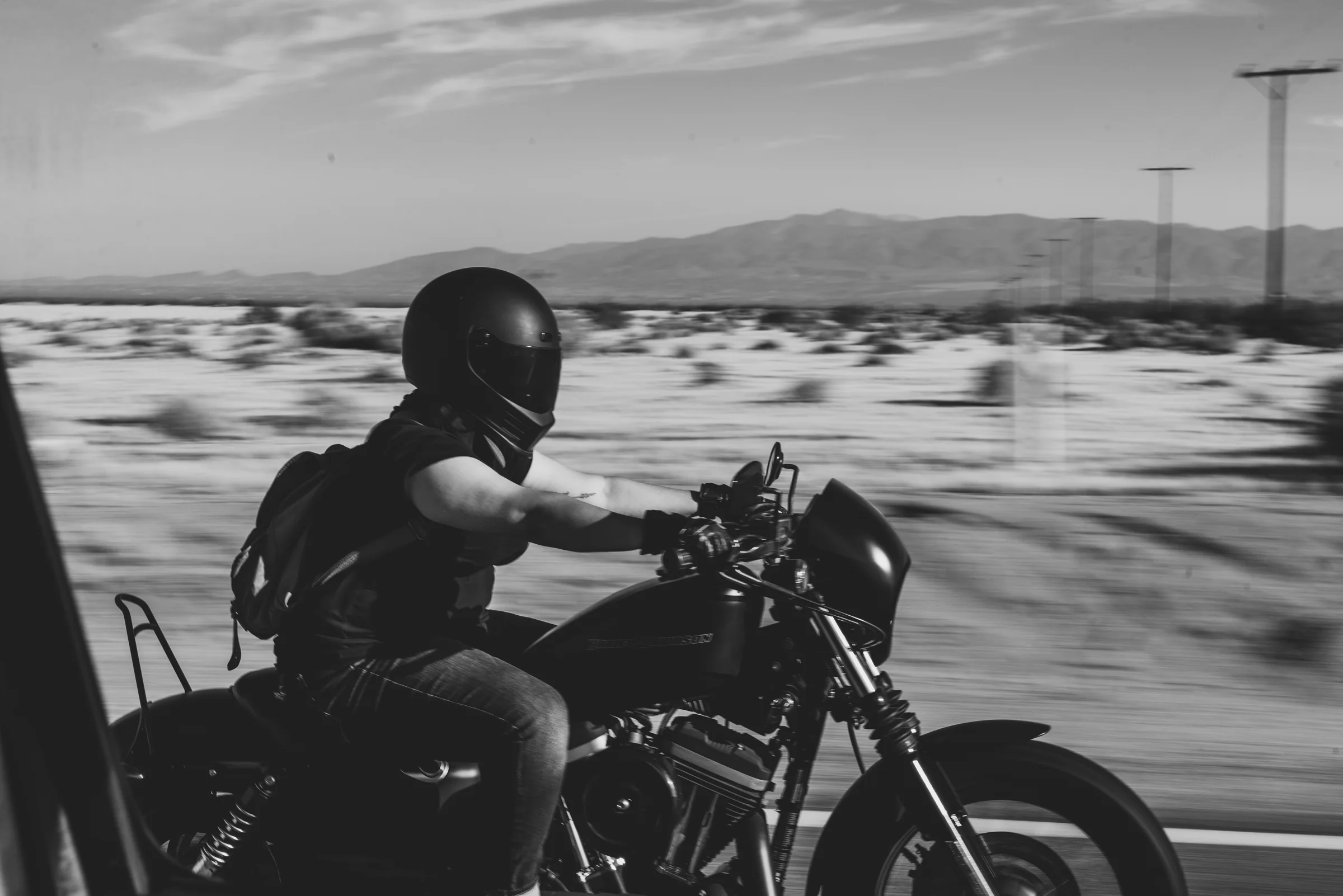 ©The-Ryans-Photography---Mallory-Roa-Motorcycle,-El-Mirage-Dry-Lakebed-006.jpg