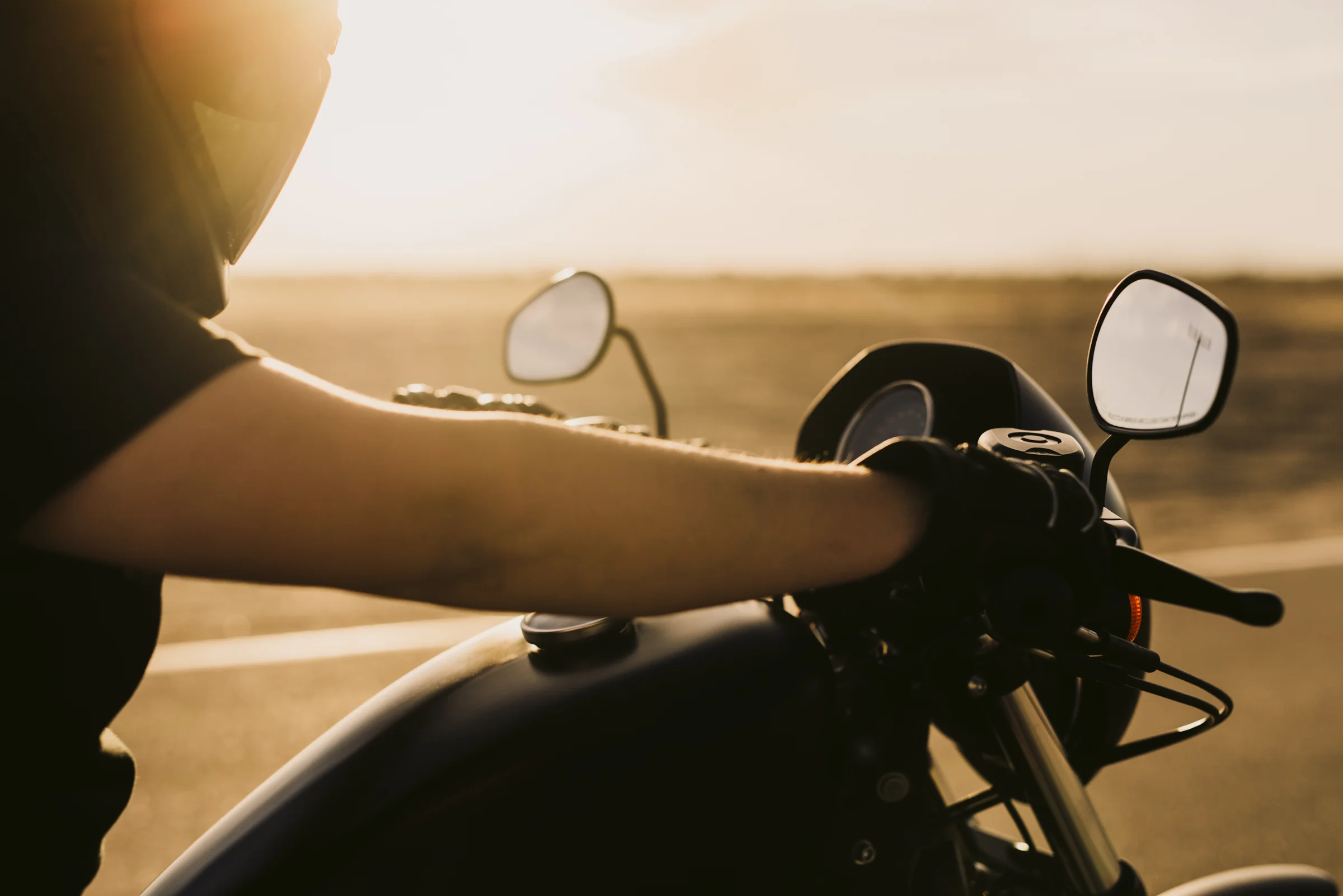 ©The-Ryans-Photography---Mallory-Roa-Motorcycle,-El-Mirage-Dry-Lakebed-015.jpg