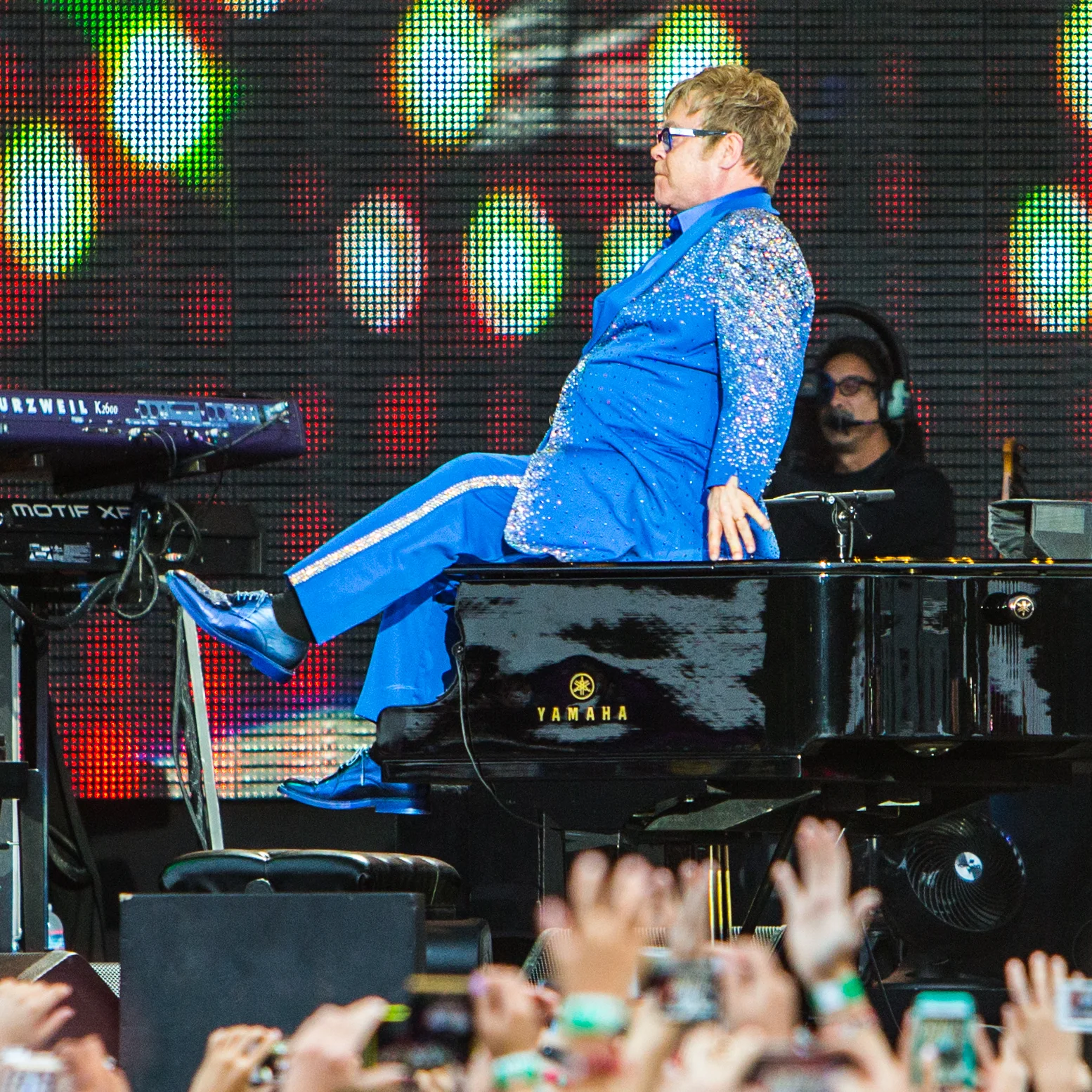 01-Elton-John-Cosores-2.jpg